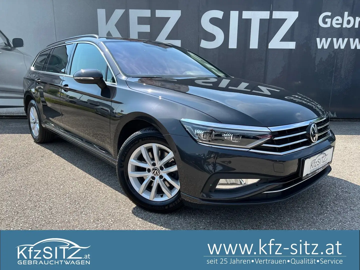 Volkswagen Passat Business 2,0 TDI DSG | NP €60.000 Grau - 1