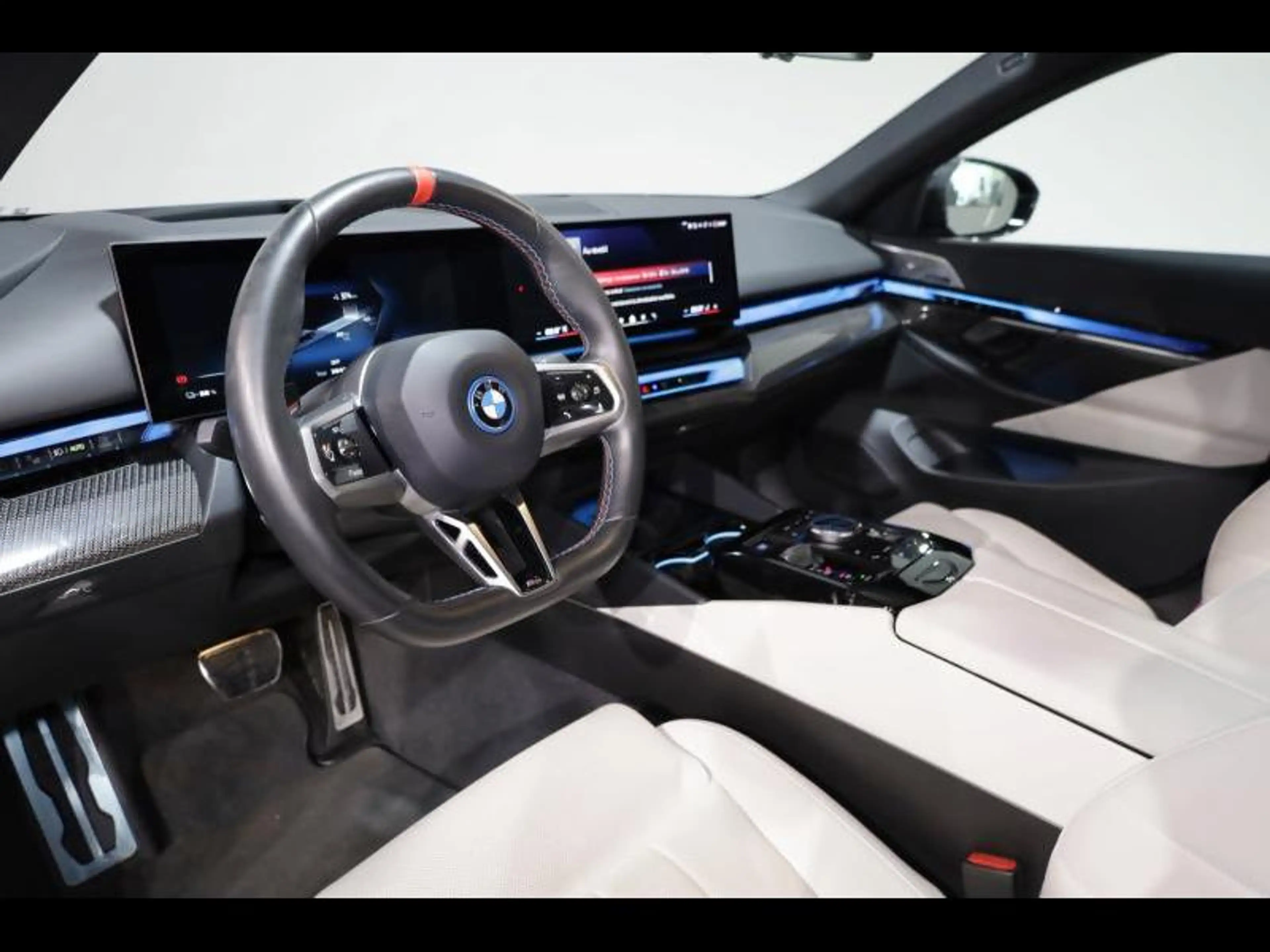 BMW i5 M60 xDrive Berline Kit M Sport — photo 6