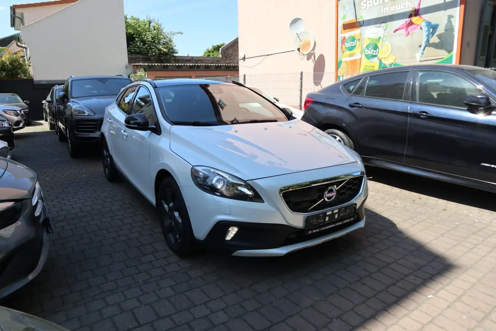 Volvo V40 Cross Country V40 CrossCountry Summum  Panorama Leder Bi-Xenon Blanco - 1