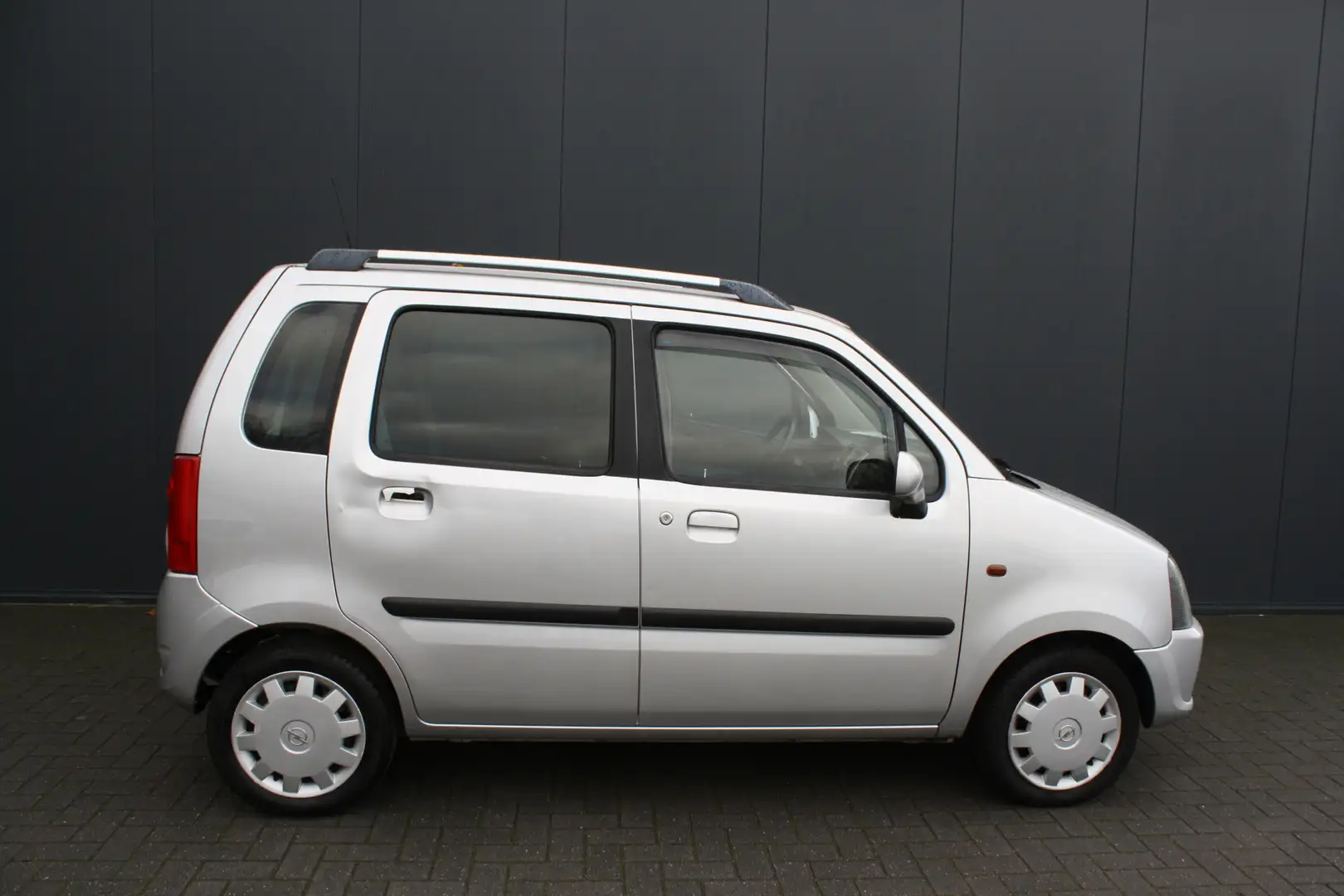 Opel Agila 1.2-16V Cosmo Grijs - 2