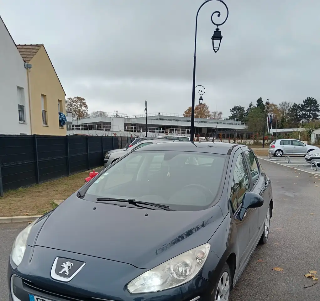 Peugeot 308 AFFAIRE 1.6 E-HDI 112 FAP BVM6 PACK CD C