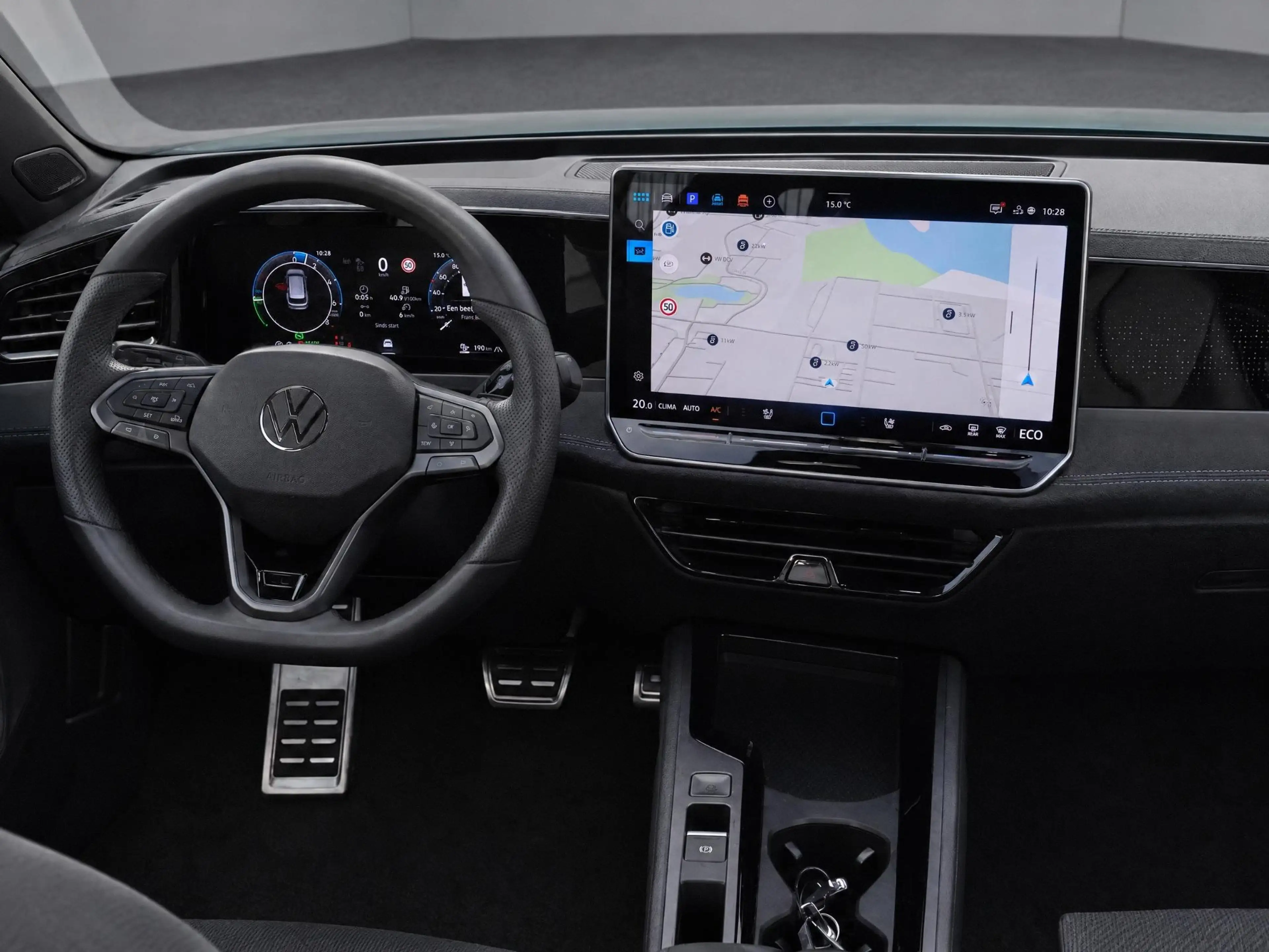 Volkswagen Passat Variant 1.5eHybrid 272PK R-Line Black Style Plus · Leder · — photo 12