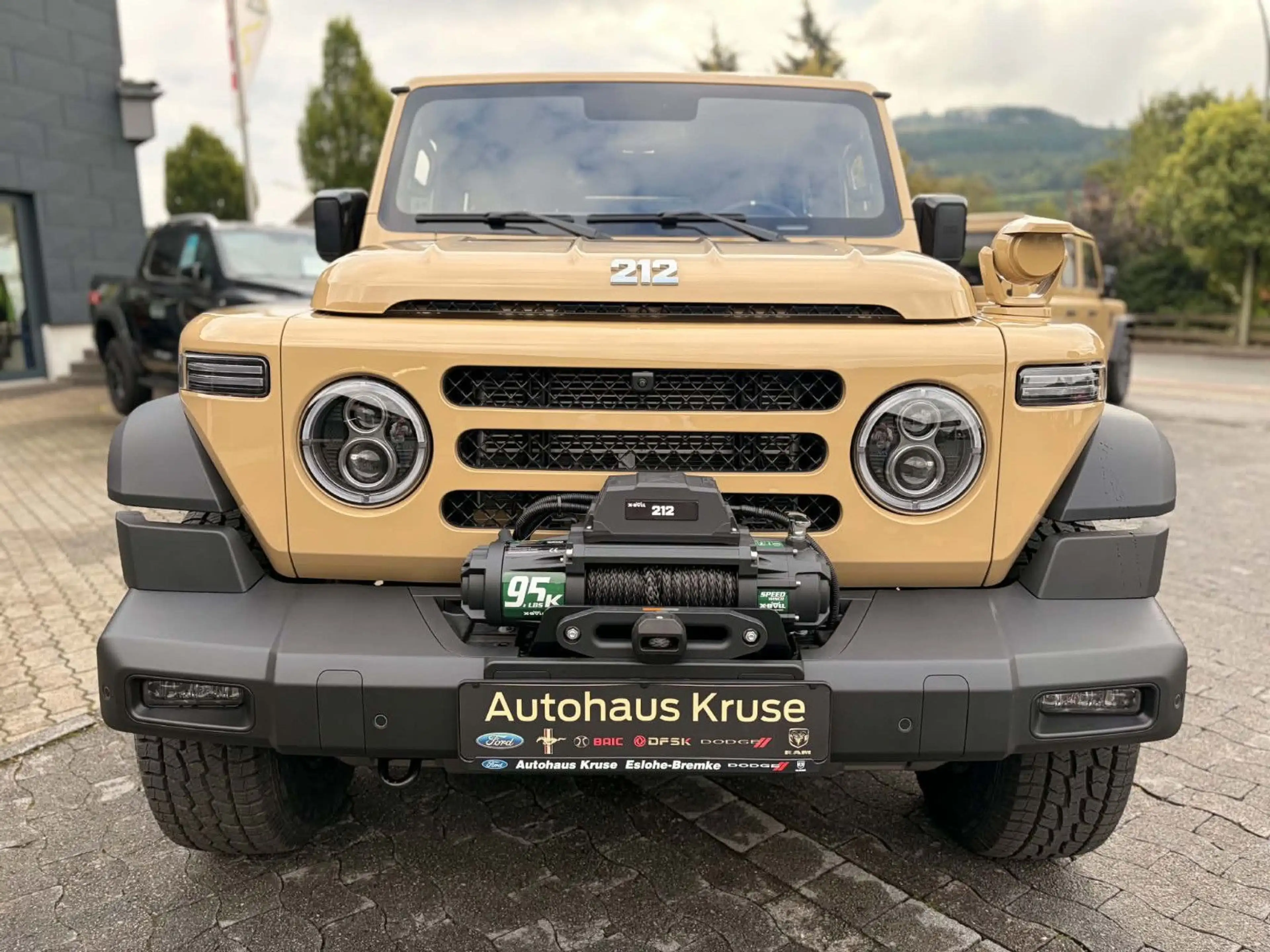 BAW 212 Offroader LED Seilwinde Leder 2.0 Automatik — photo 5