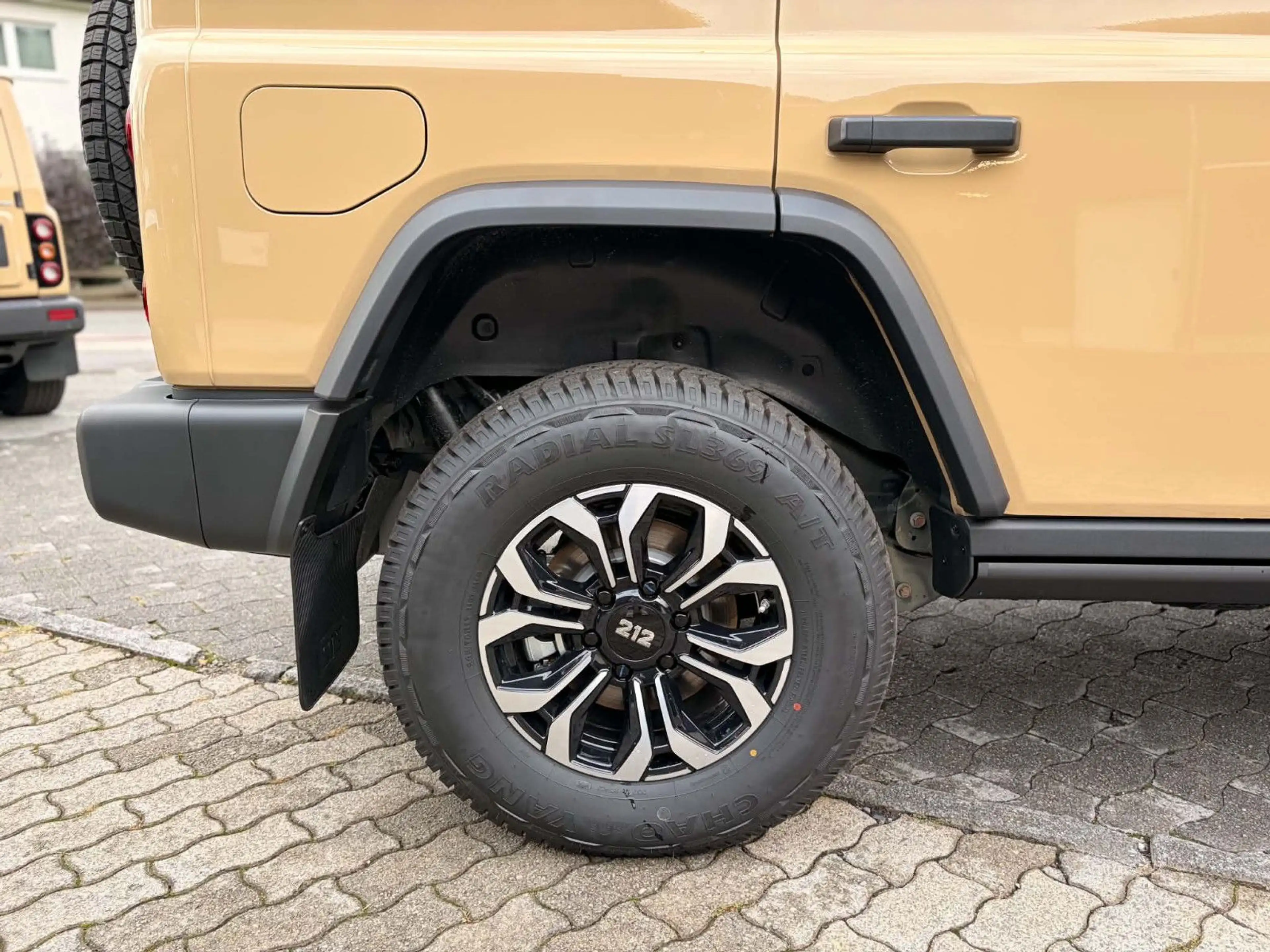 BAW 212 Offroader LED Seilwinde Leder 2.0 Automatik — photo 10