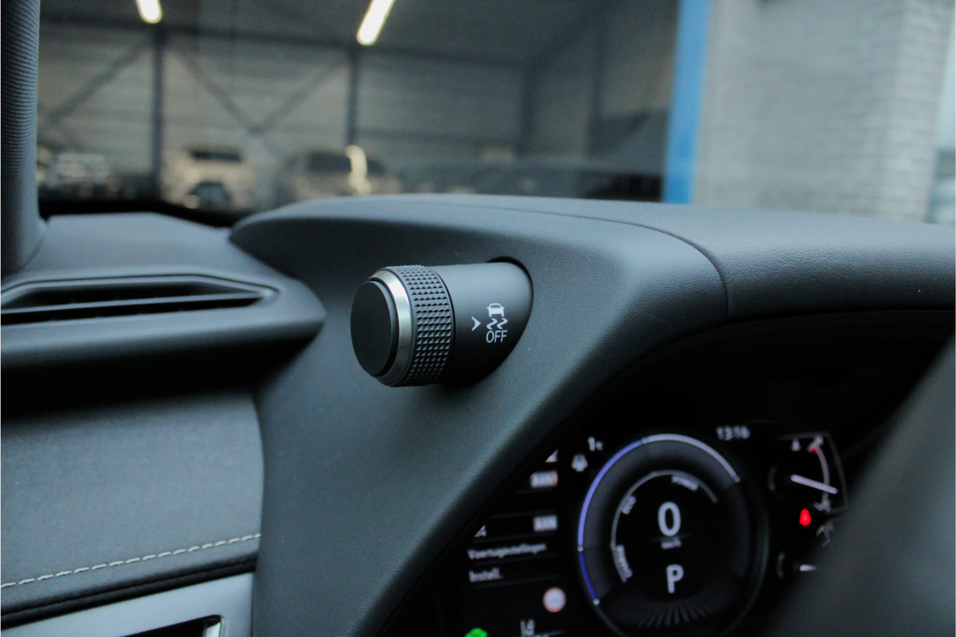 Lexus UX 250h Preference Line |facelift|stoelverwarming|dodehoek — photo 42