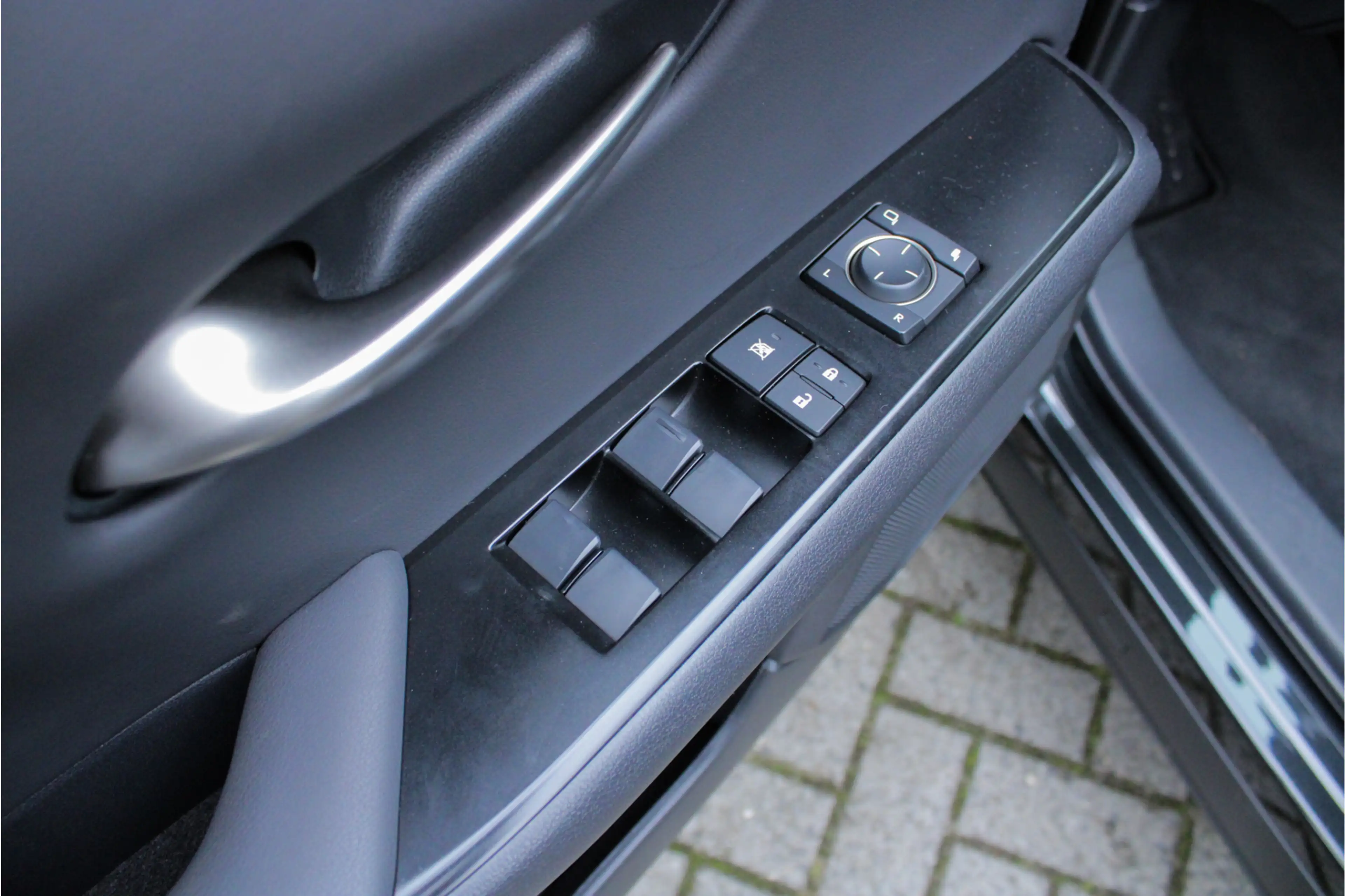 Lexus UX 250h Preference Line |facelift|stoelverwarming|dodehoek — photo 29