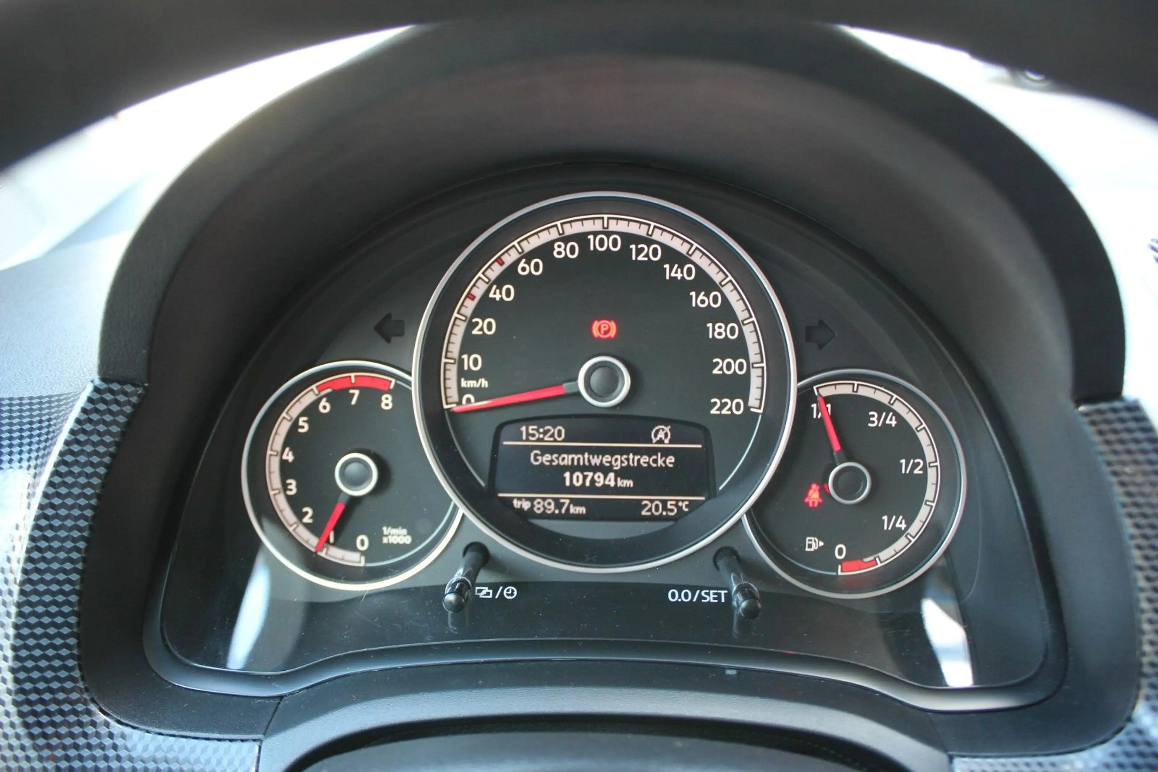 Volkswagen up! move Up! PDC,Kamera,Klima,GRA,BT — photo 12