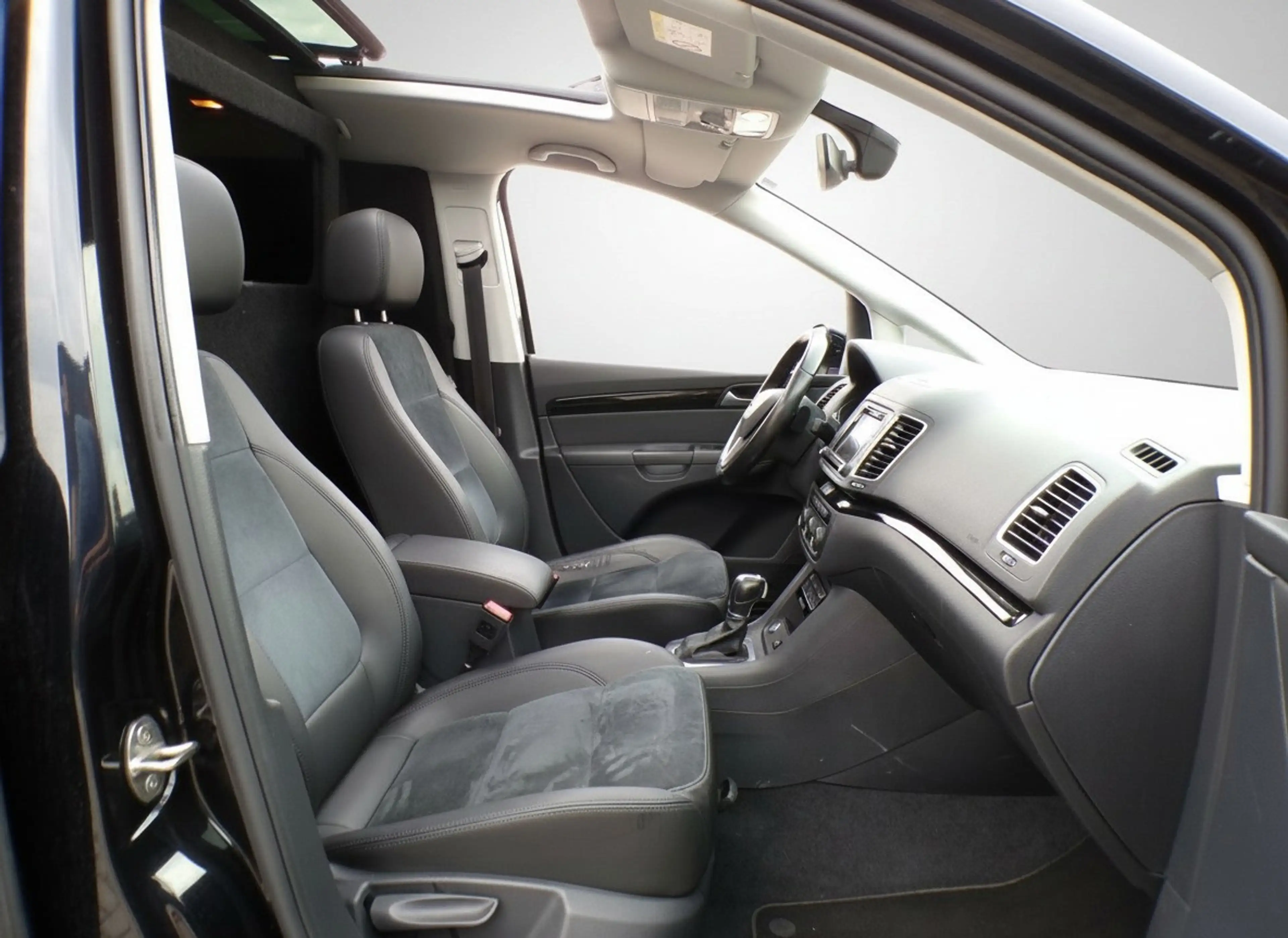 SEAT Alhambra |Automaat|Xenon|Pano|Alcantara|Camera|Cruise — photo 14