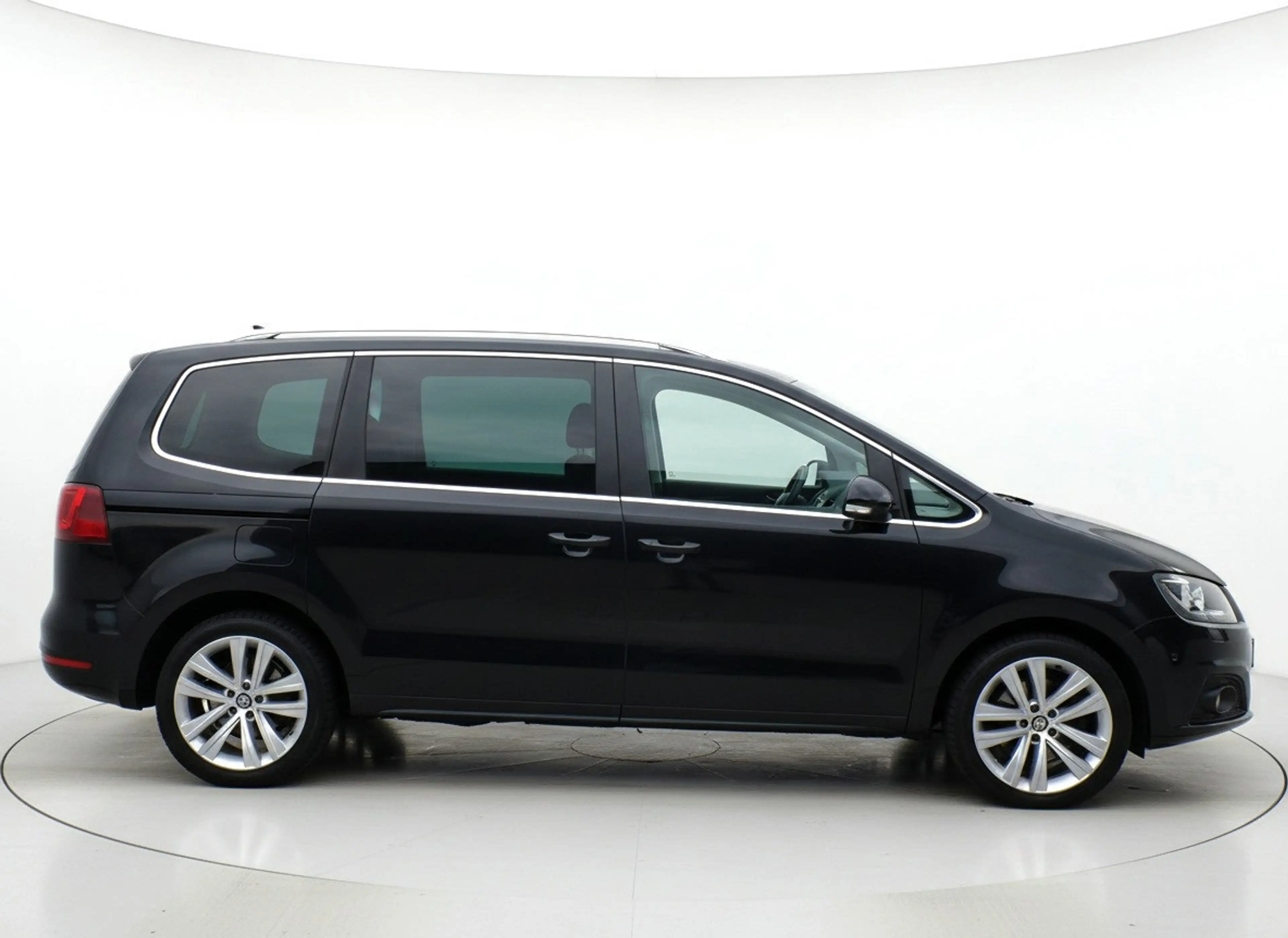 SEAT Alhambra |Automaat|Xenon|Pano|Alcantara|Camera|Cruise — photo 8