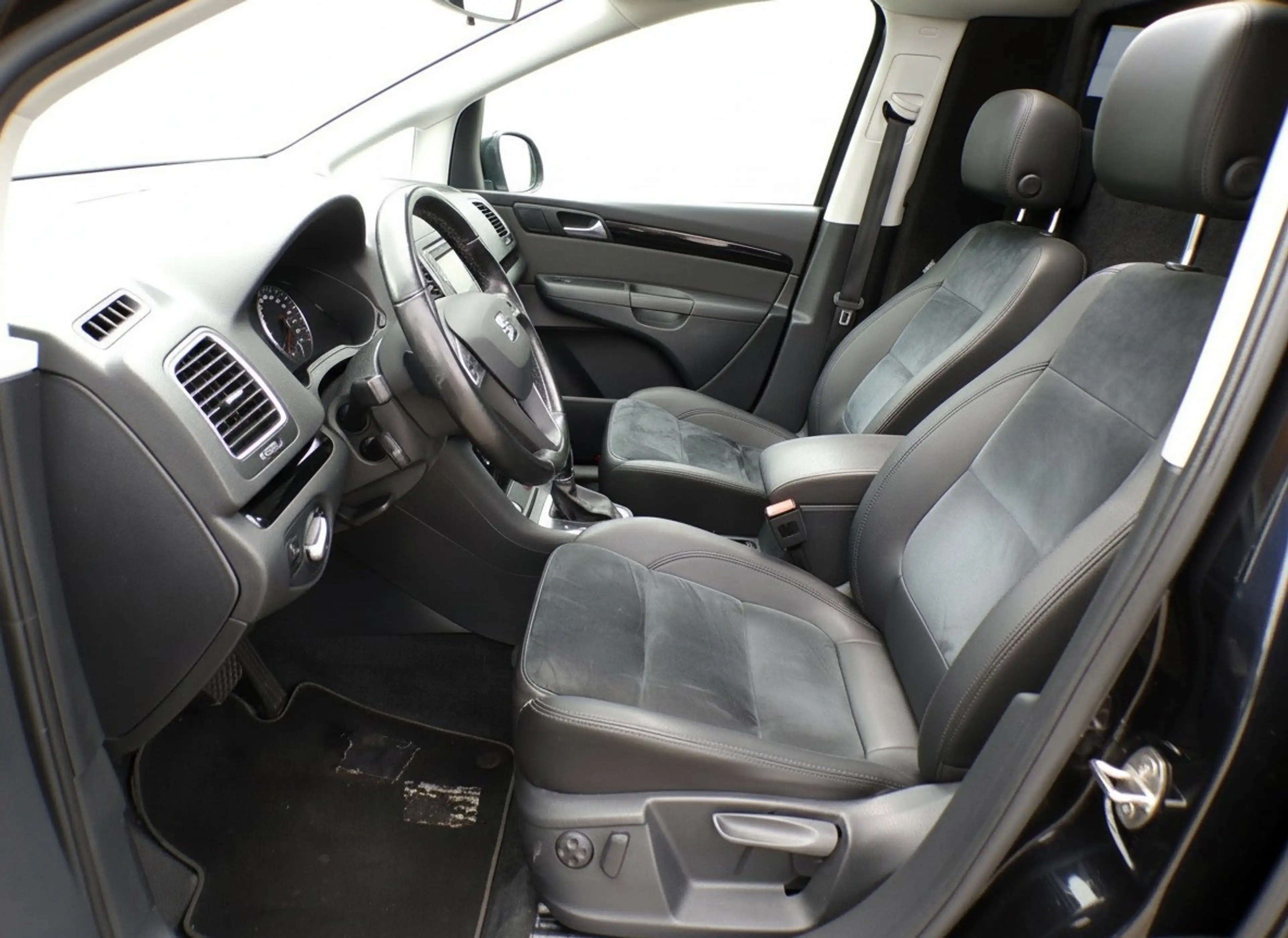 SEAT Alhambra |Automaat|Xenon|Pano|Alcantara|Camera|Cruise — photo 10