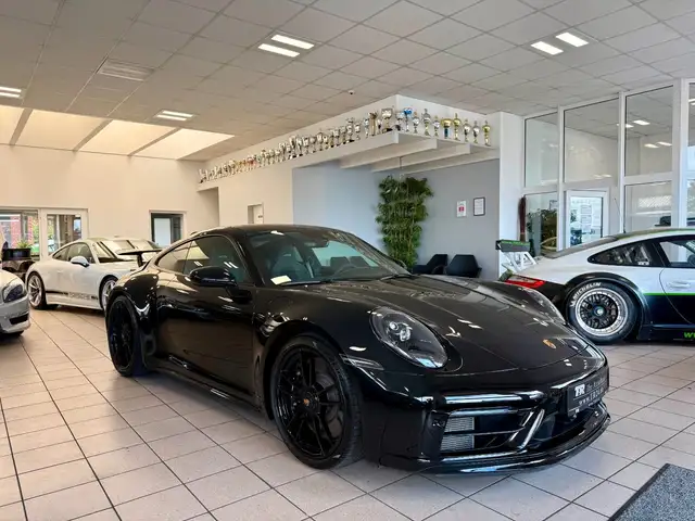 Porsche 992