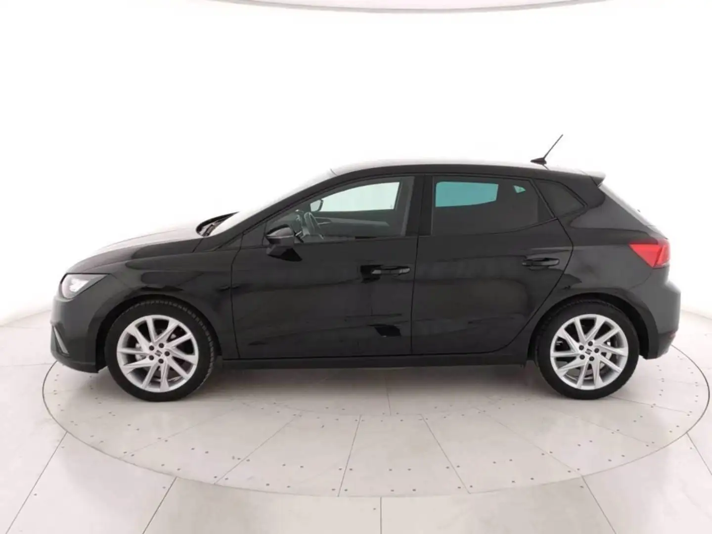 SEAT Ibiza 1.0 ecotsi FR 95cv Nero - 2