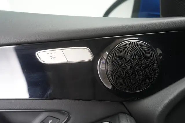 Mercedes-Benz GLC view 29