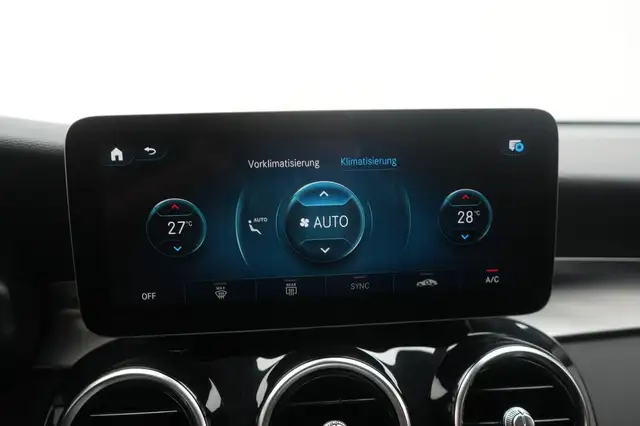 Mercedes-Benz GLC view 17