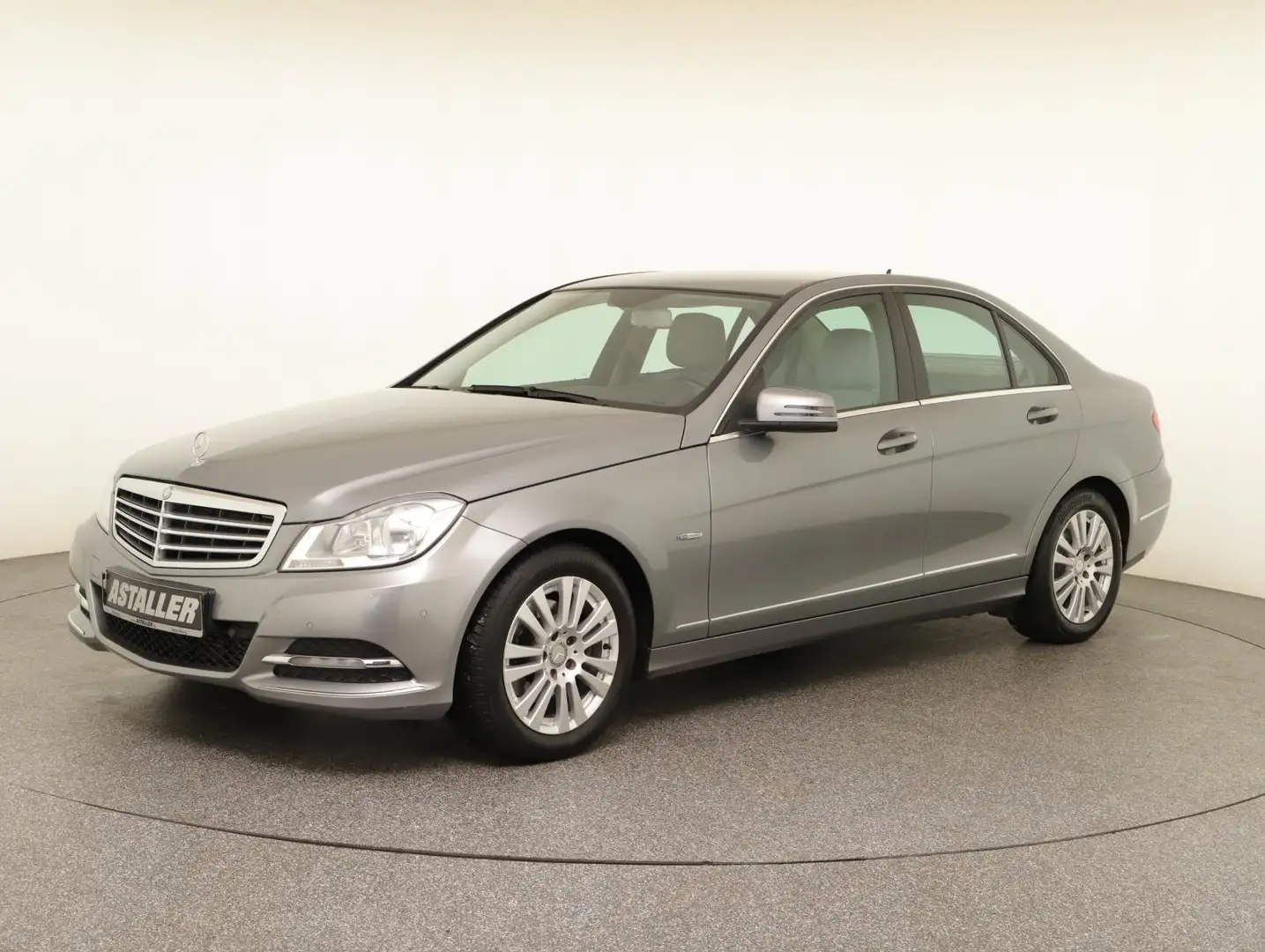 Mercedes-Benz C 200 Elegance Navi+MOPF+AHK+SHZ+Alu+PTS+Tempom. Plateado - 2