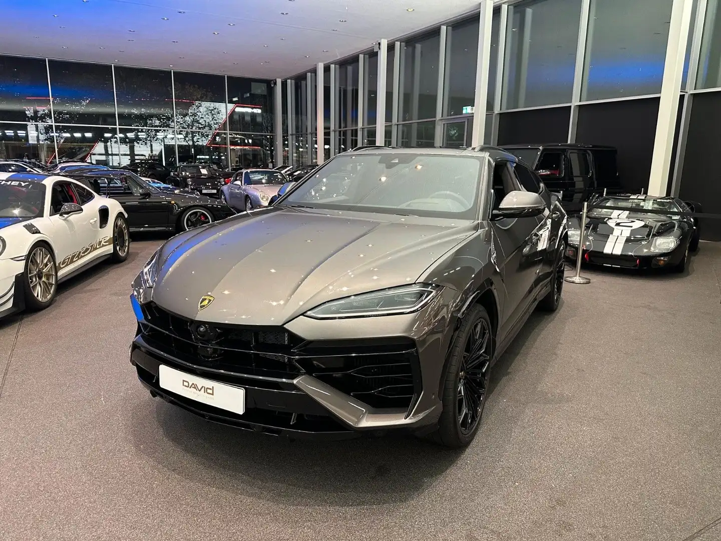 Lamborghini Urus SE*Bang & Olufsen*Massage*VAT* Grau - 1