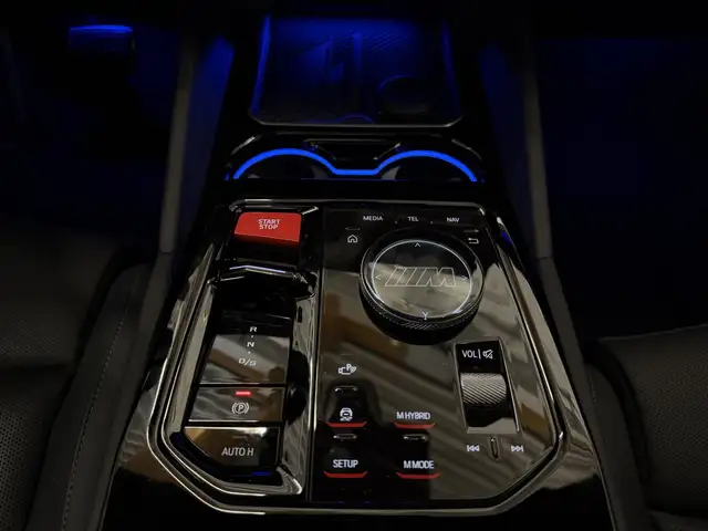 BMW M5 view 12