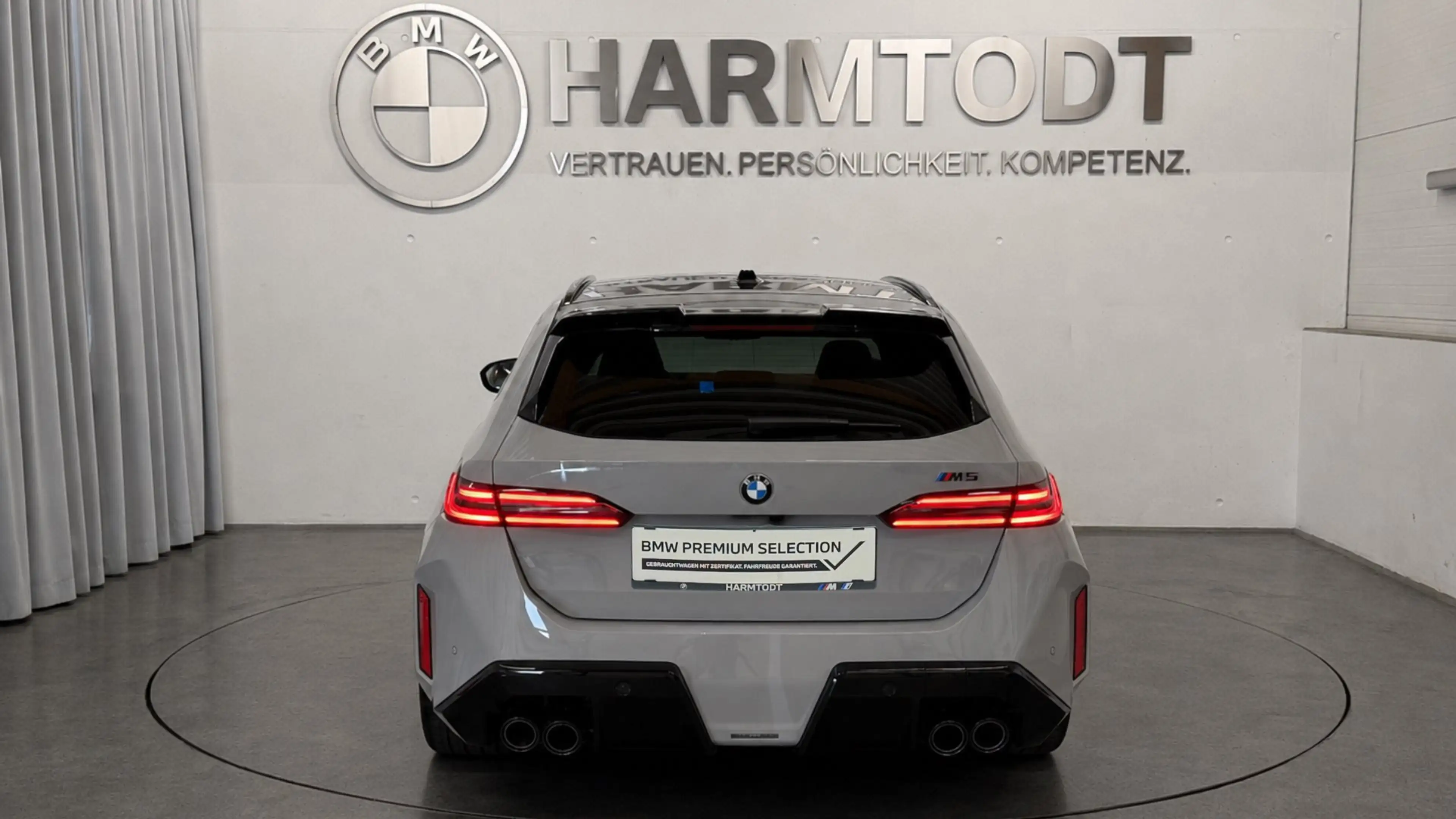 BMW M5 *Comfort Paket* — photo 4