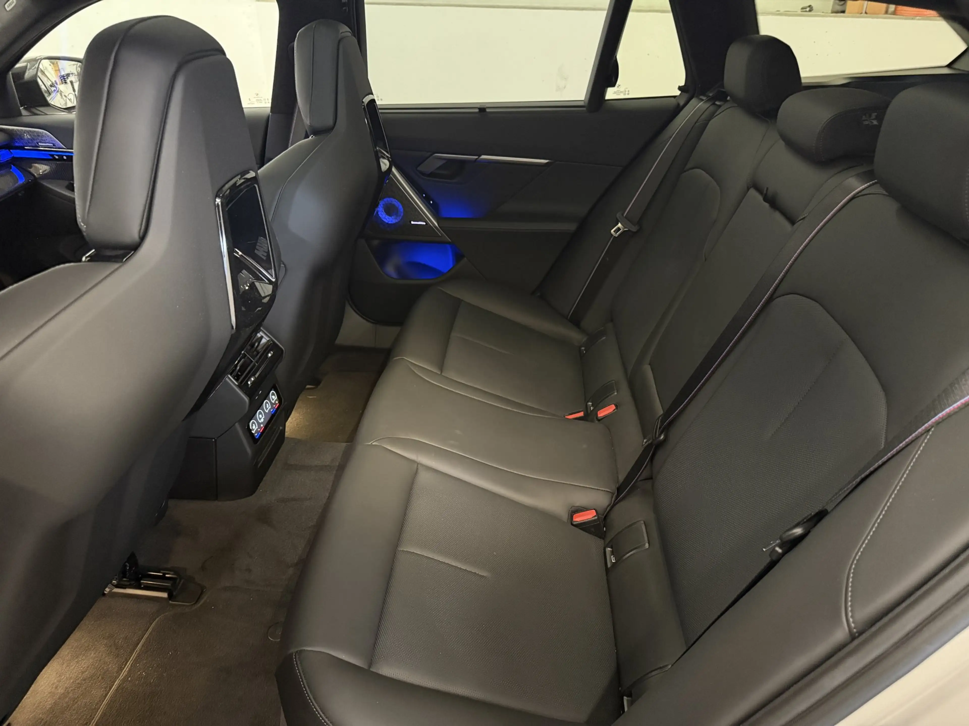 BMW M5 *Comfort Paket* — photo 14
