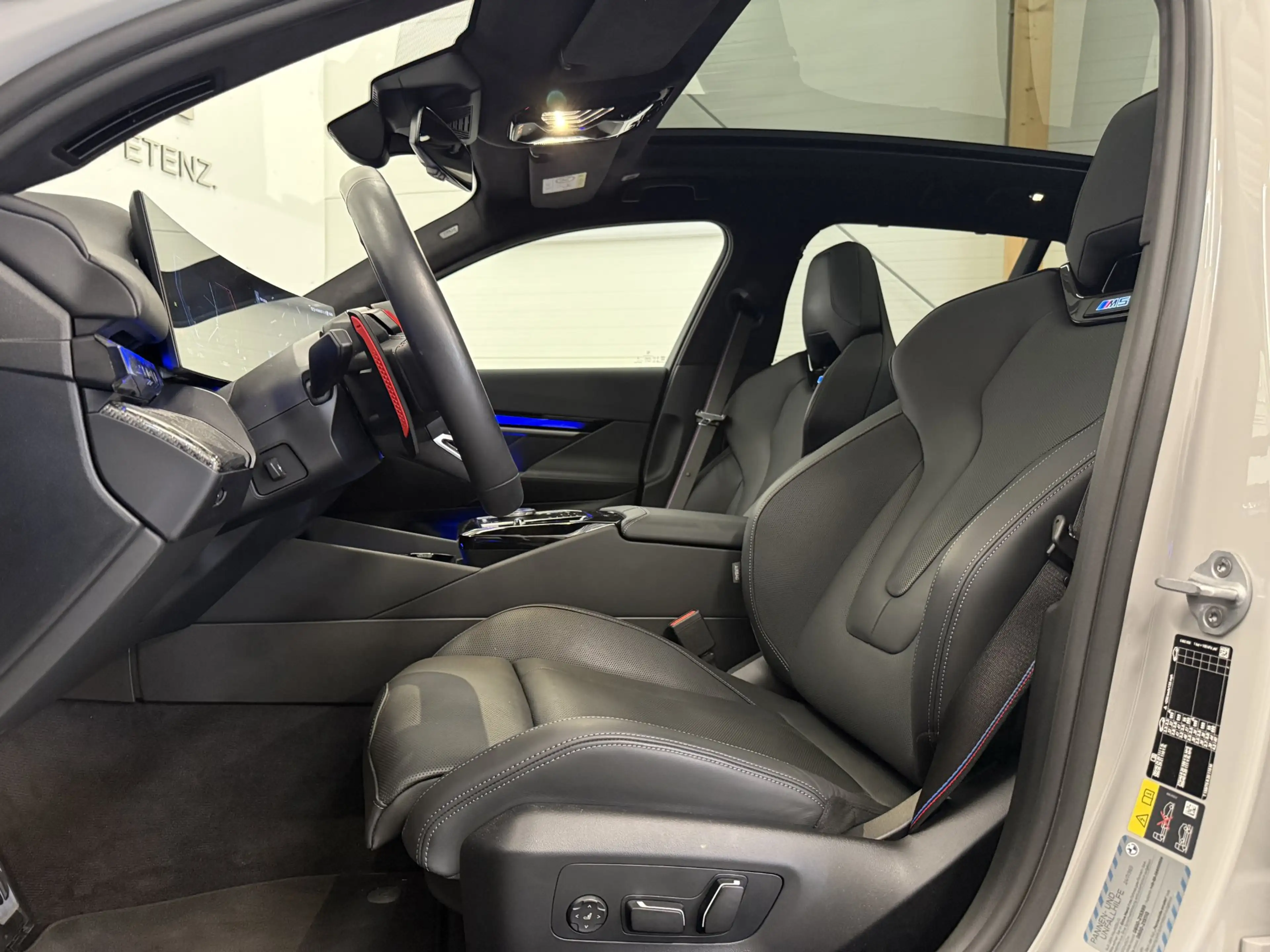 BMW M5 *Comfort Paket* — photo 13