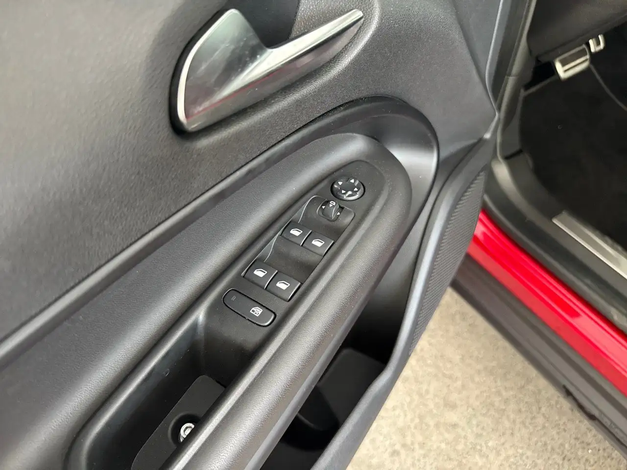 Alfa Romeo Junior 2025 — фото 14
