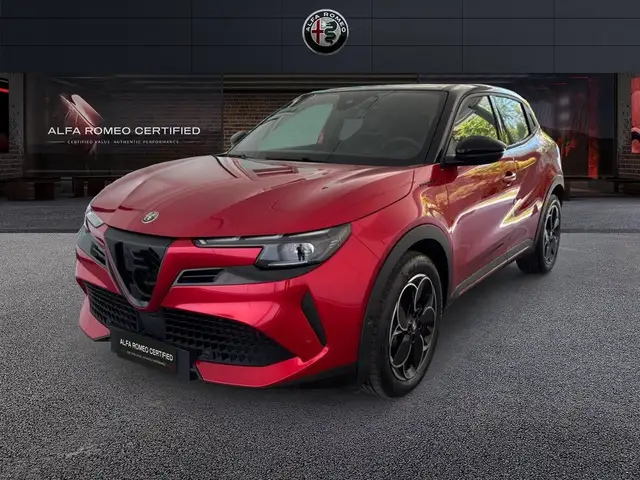 Alfa Romeo Junior BEV 156CV/115kW elettrica SPECIALE