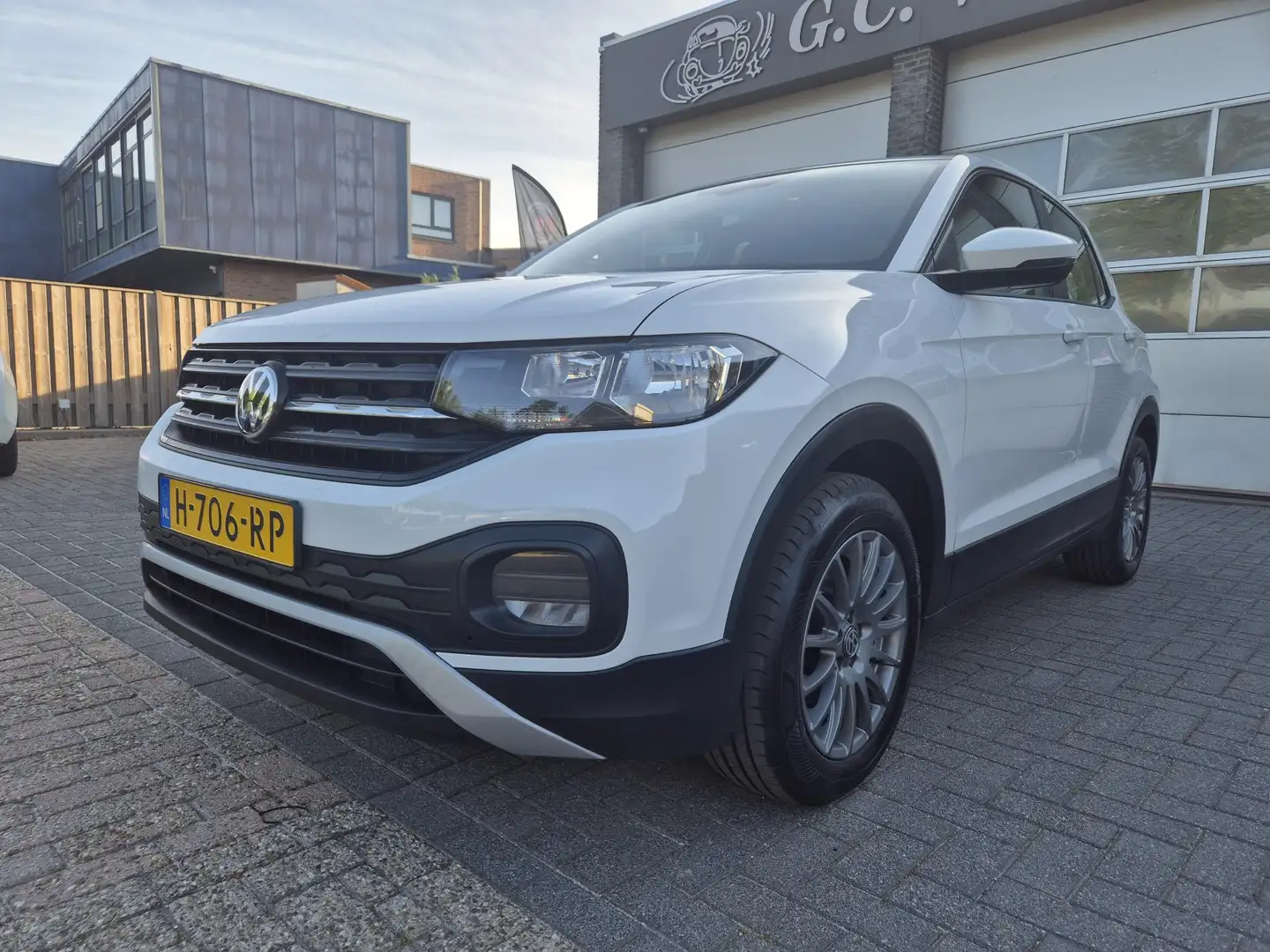 Volkswagen T-Cross 1.0 TSI Wit - 1