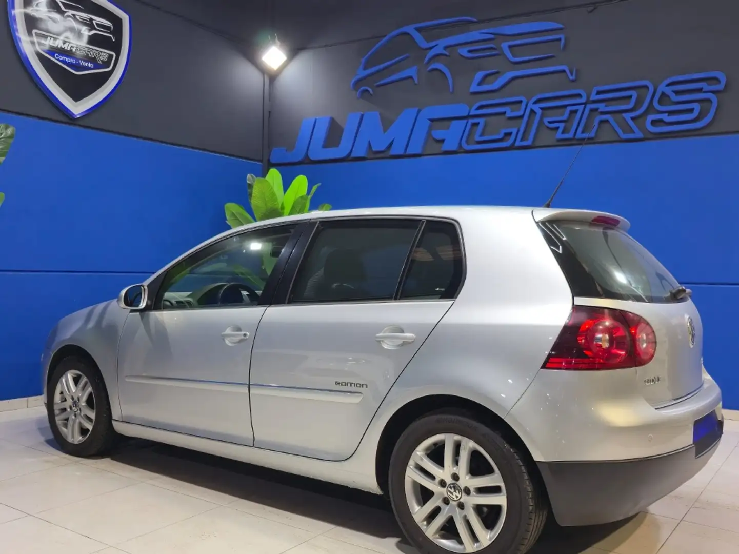 Volkswagen Golf 2.0TDI CR Sport 140 Grau - 2