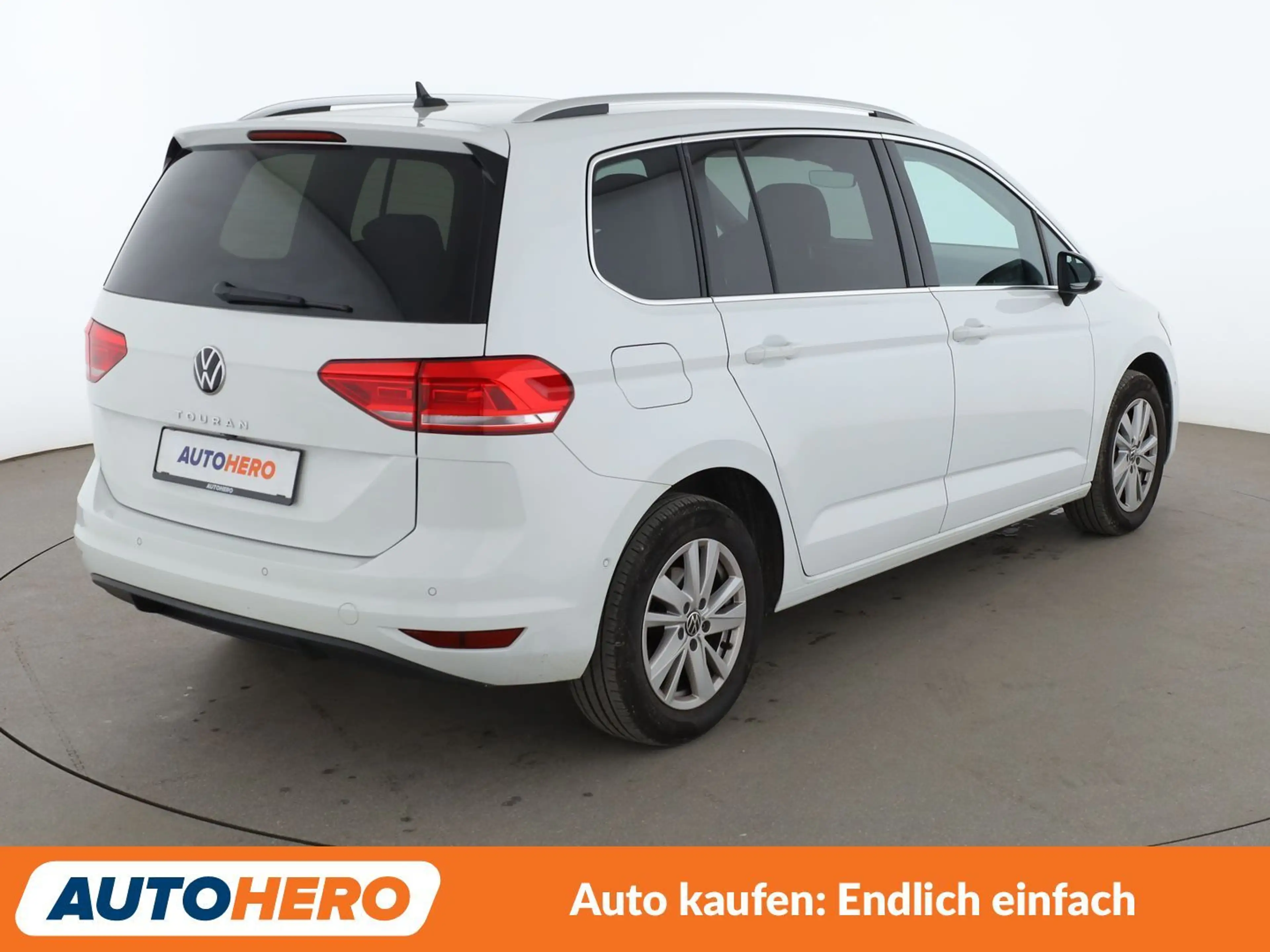 Volkswagen Touran 1.5 TSI ACT Highline BMT Aut.*NAVI*ACC* — photo 6