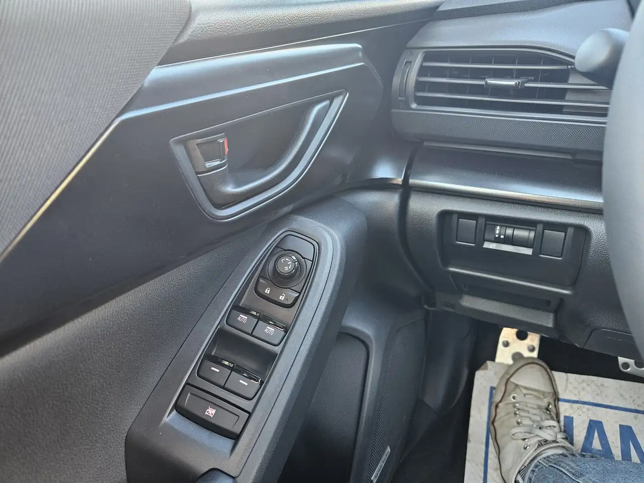 Subaru Impreza снимка Subaru Impreza