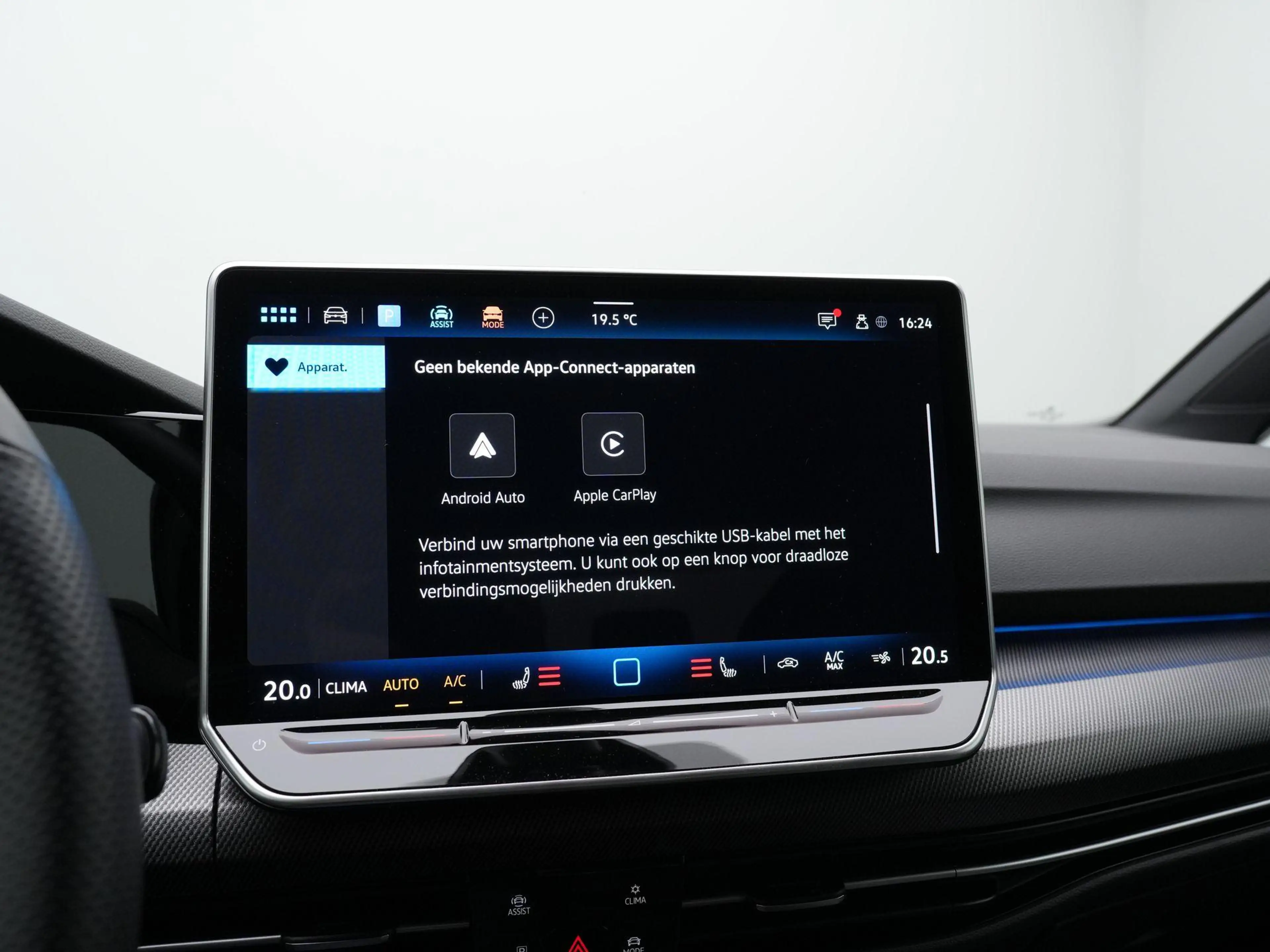 Volkswagen Golf GTE 1.5 eHybrid 272 pk | Trekhaak | IQ Light | Head-up — photo 8