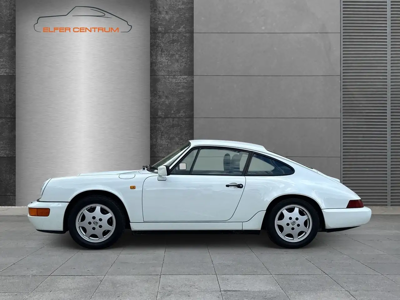 Porsche 964 Carrera 4 Coupe / 65.912 KM / 2. Hand, foto 2