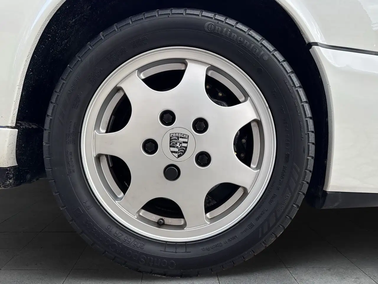 Porsche 964 Carrera 4 Coupe / 65.912 KM / 2. Hand, foto 6