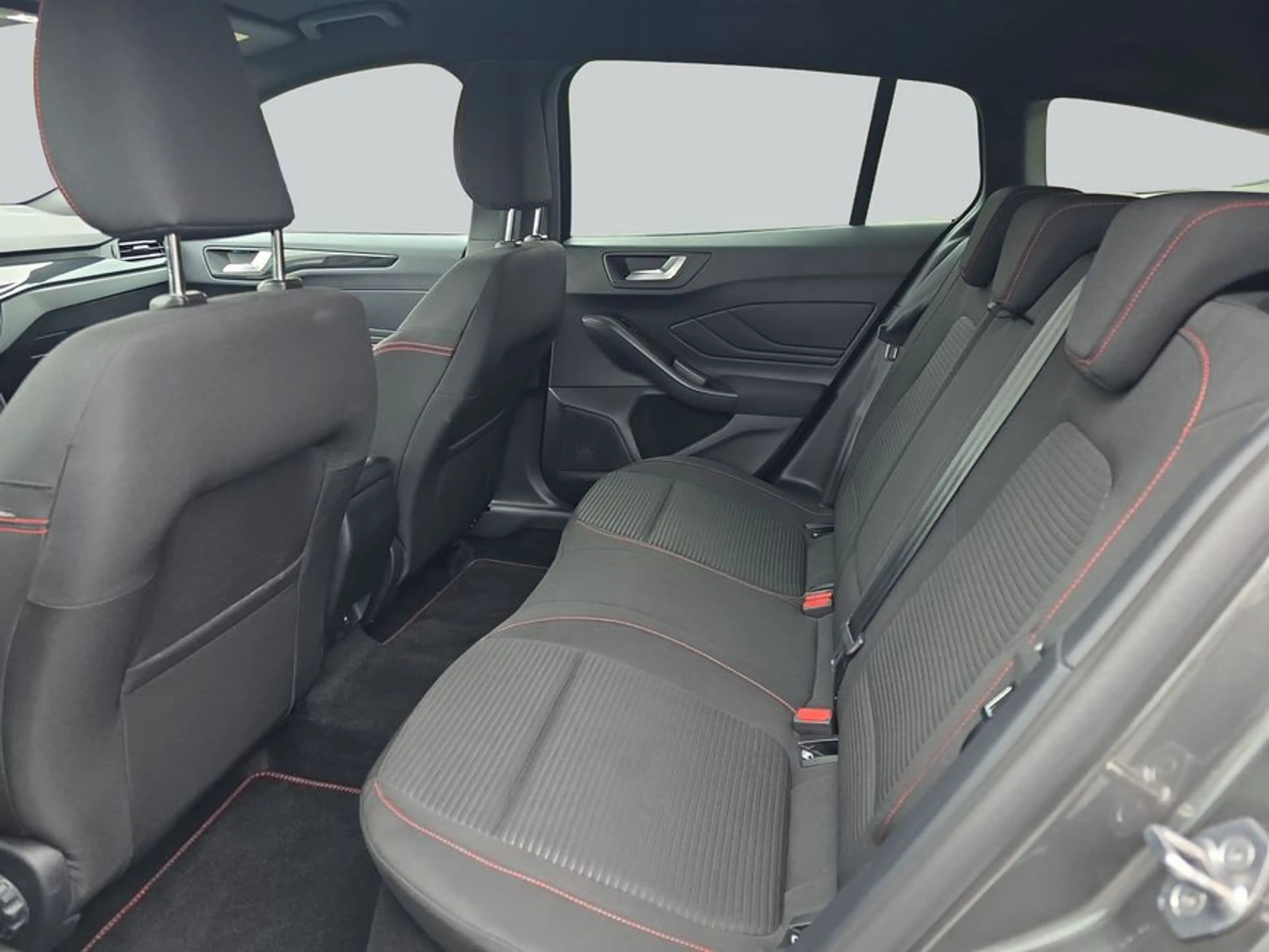 Ford Focus Turnier 1.5 EcoBlue Start-Stopp-System Aut. — photo 11