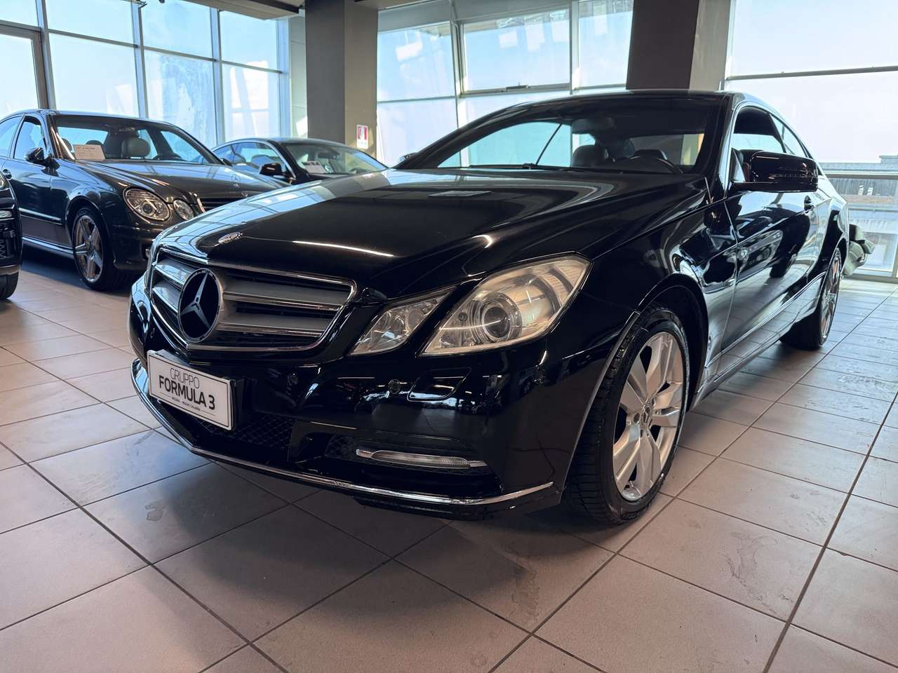 Mercedes-Benz E 220 E Coupe 220 cdi be Avantgarde