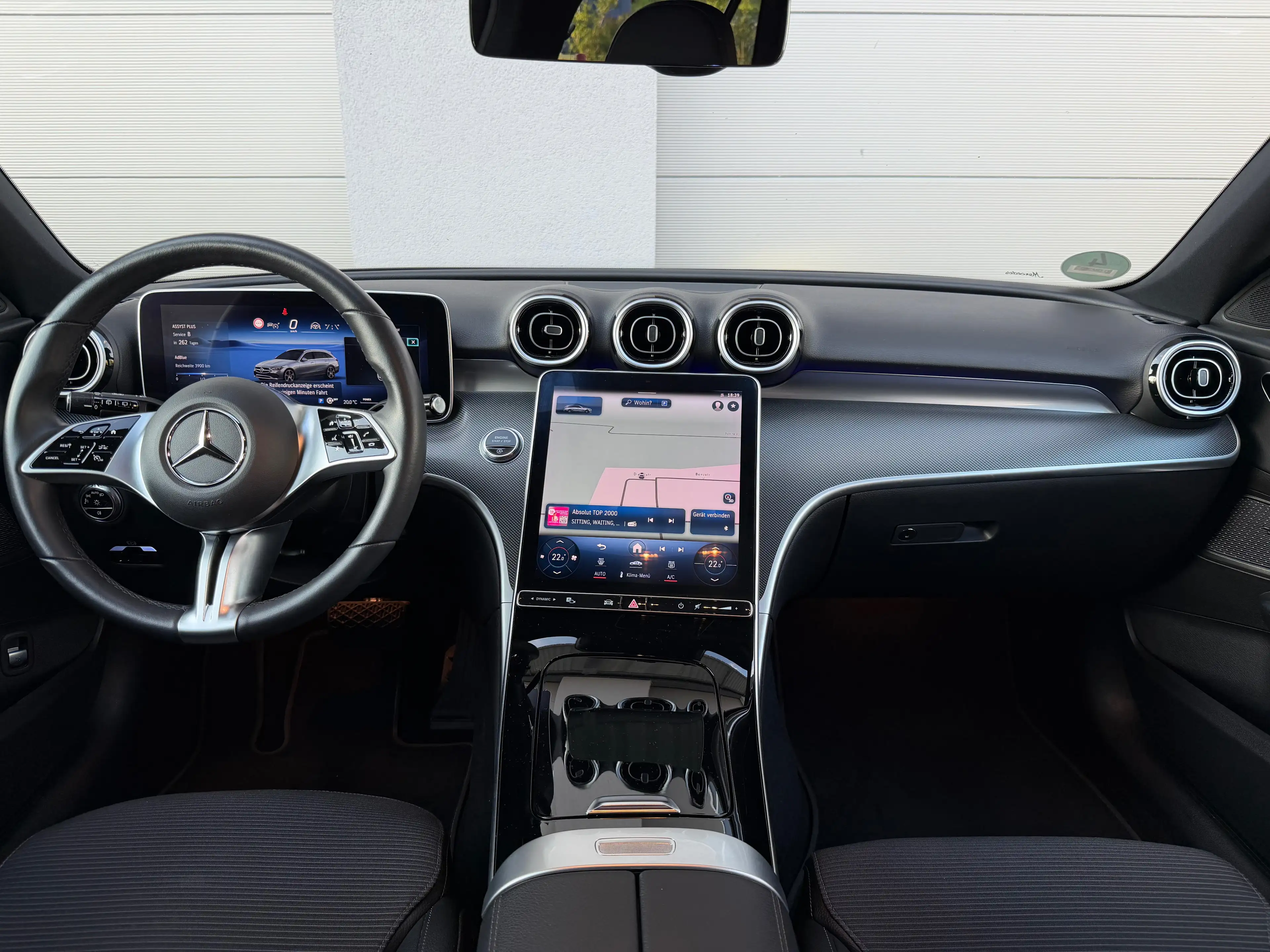 Mercedes-Benz C 300 C 300 d — photo 12