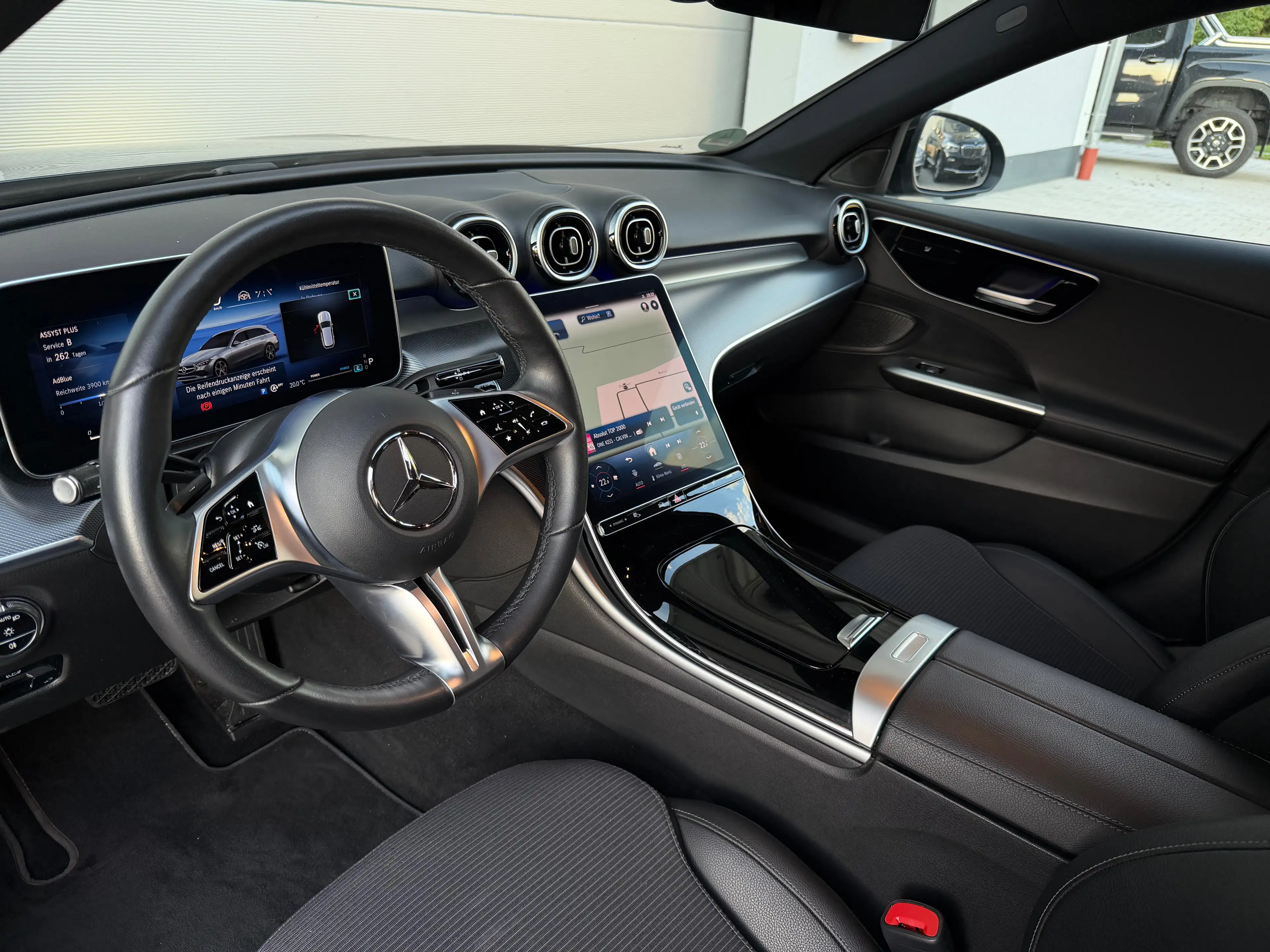 Mercedes-Benz C 300 C 300 d — photo 11