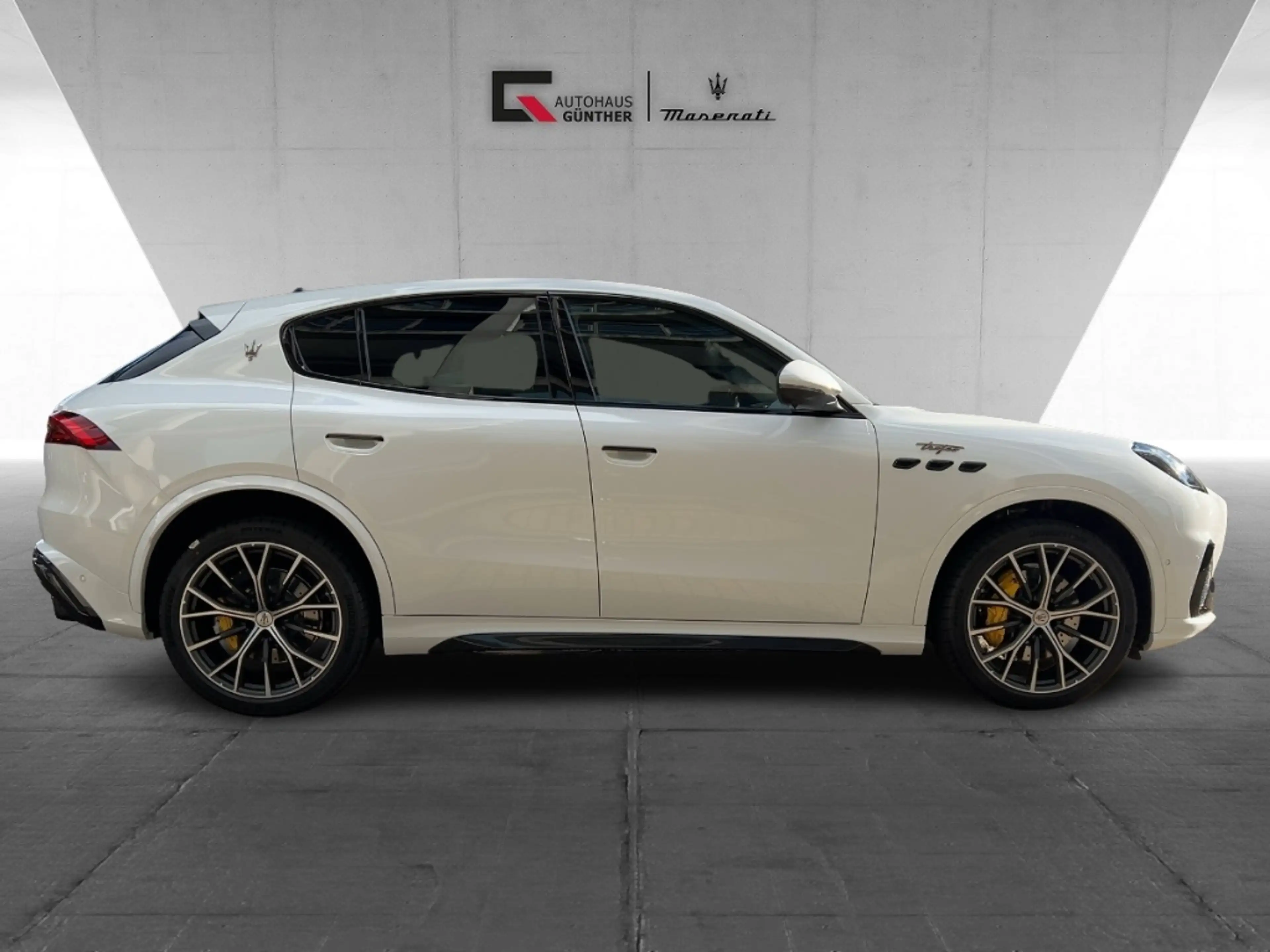 Maserati Grecale TROFEO MY24 5 Jahre Garantie Bianco&Nero — photo 5