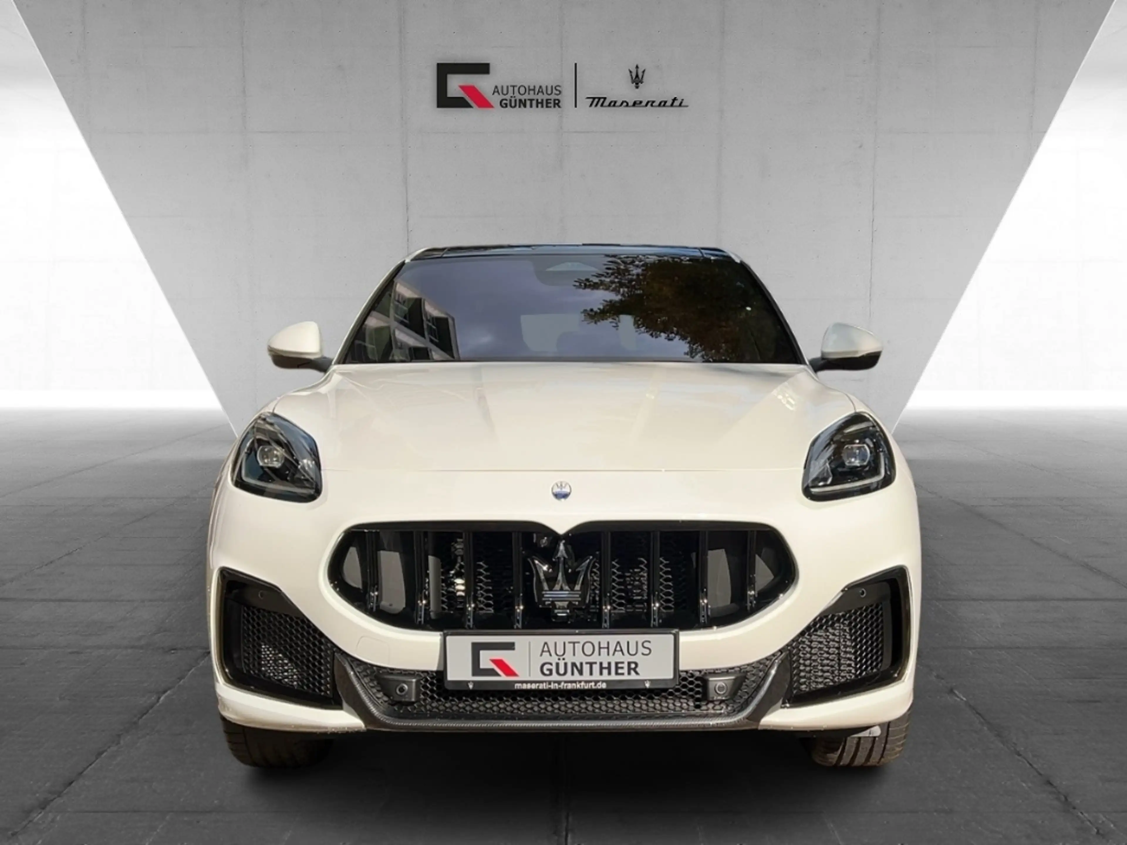 Maserati Grecale TROFEO MY24 5 Jahre Garantie Bianco&Nero — photo 6