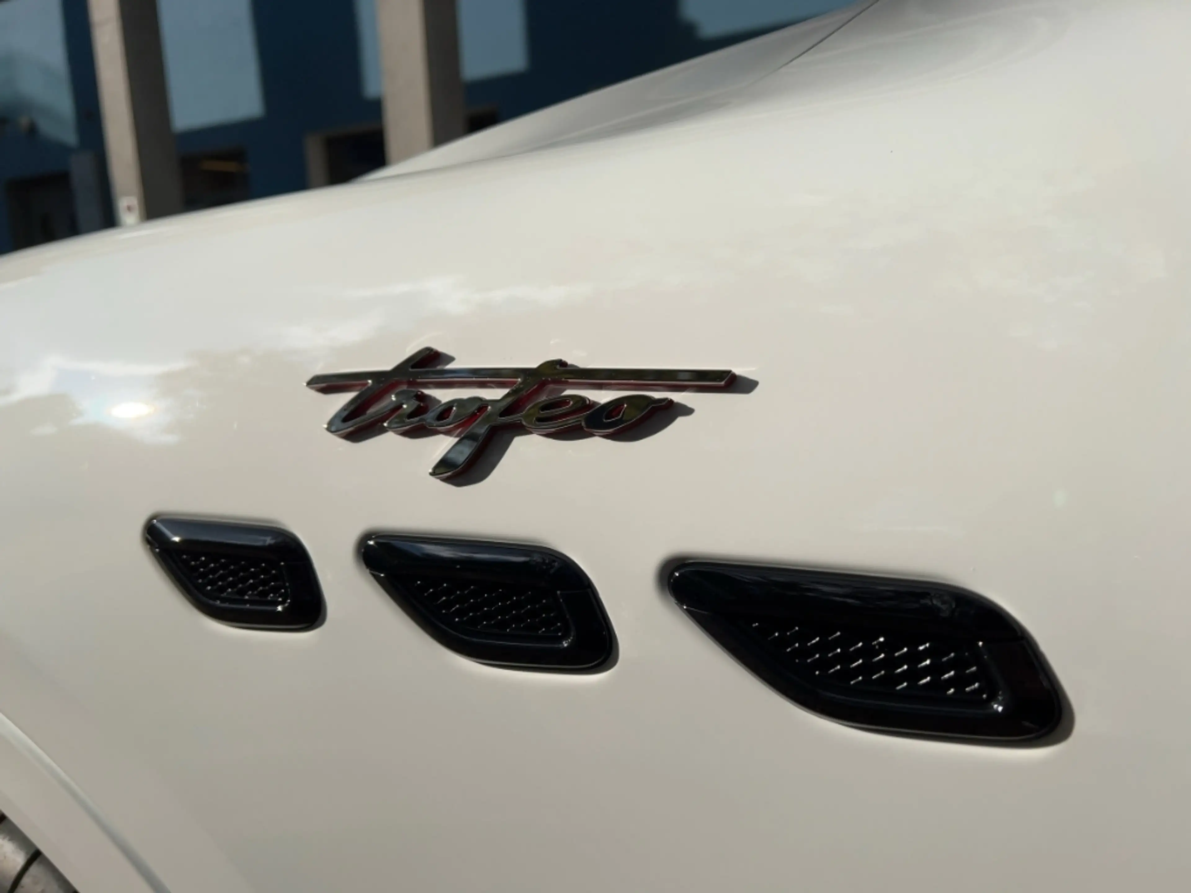 Maserati Grecale TROFEO MY24 5 Jahre Garantie Bianco&Nero — photo 15