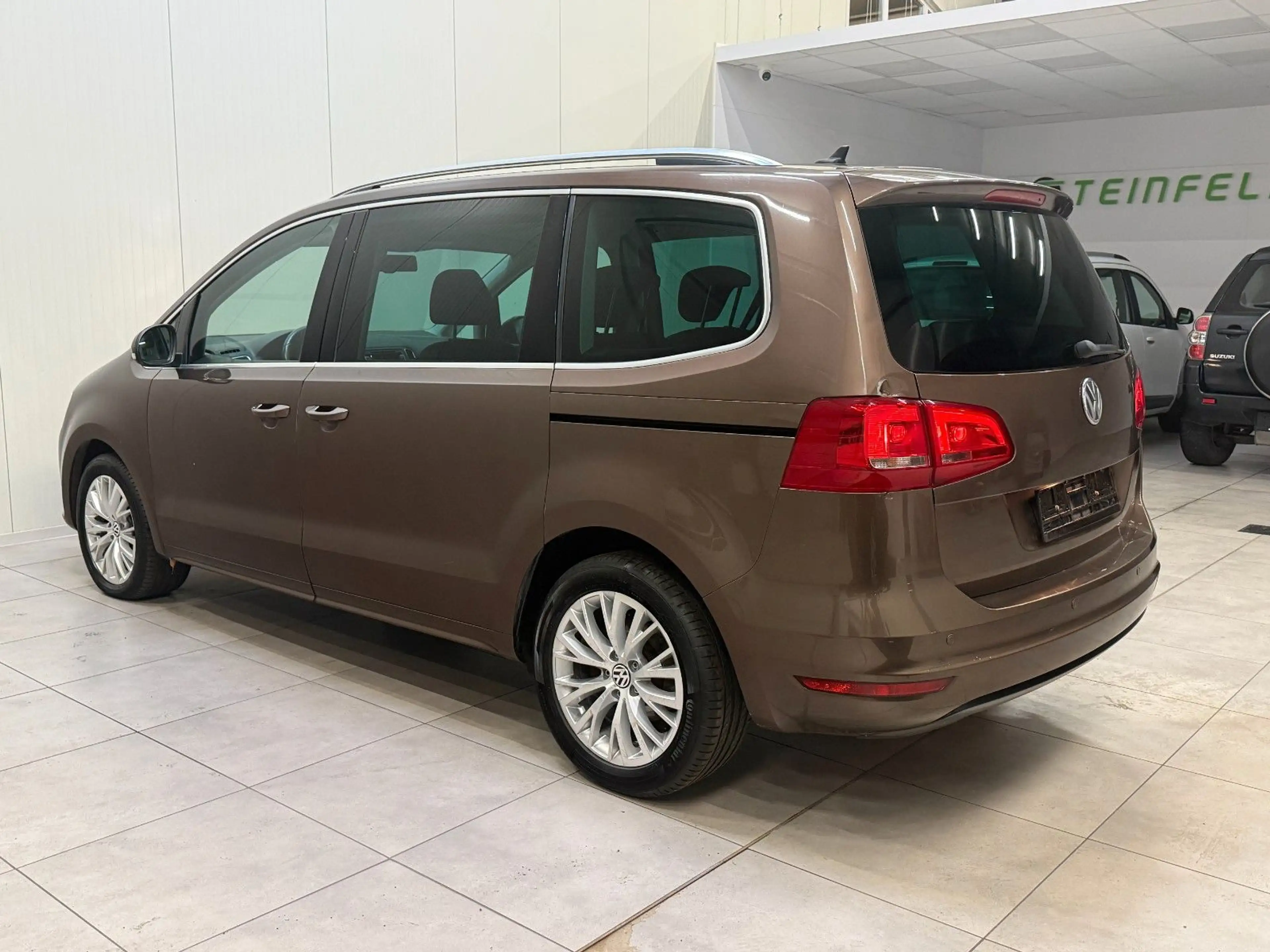 Volkswagen Sharan 2.0 TDI Highline BMT / PANORAMA / 7 SITZE — photo 3