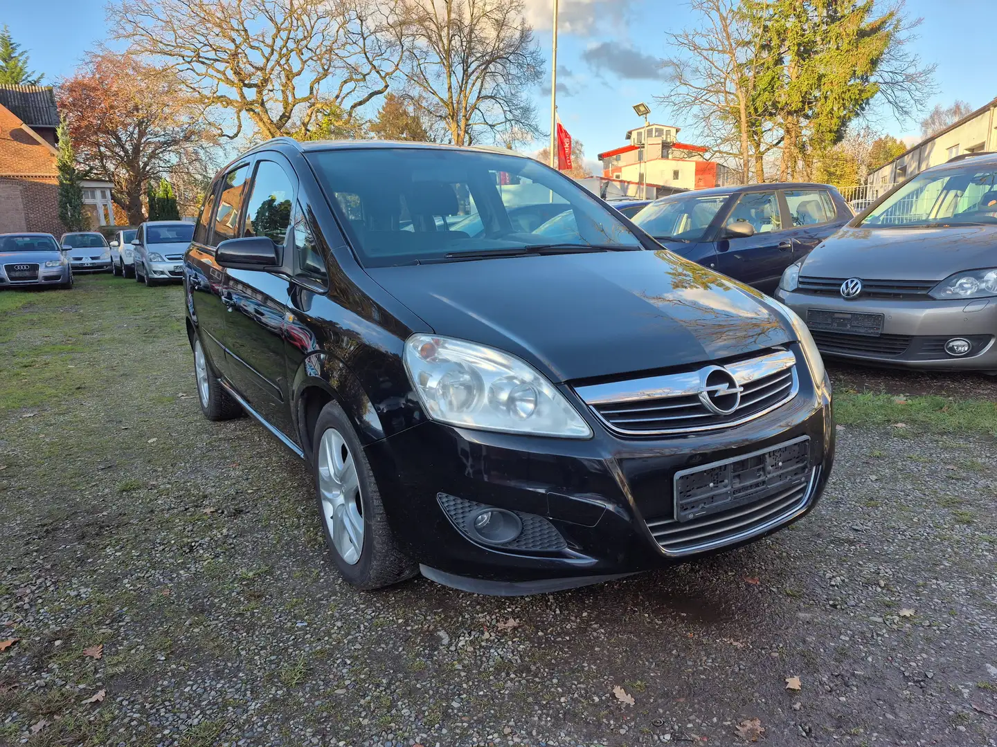 Opel Zafira Edition-7 Sitzer Schwarz - 2