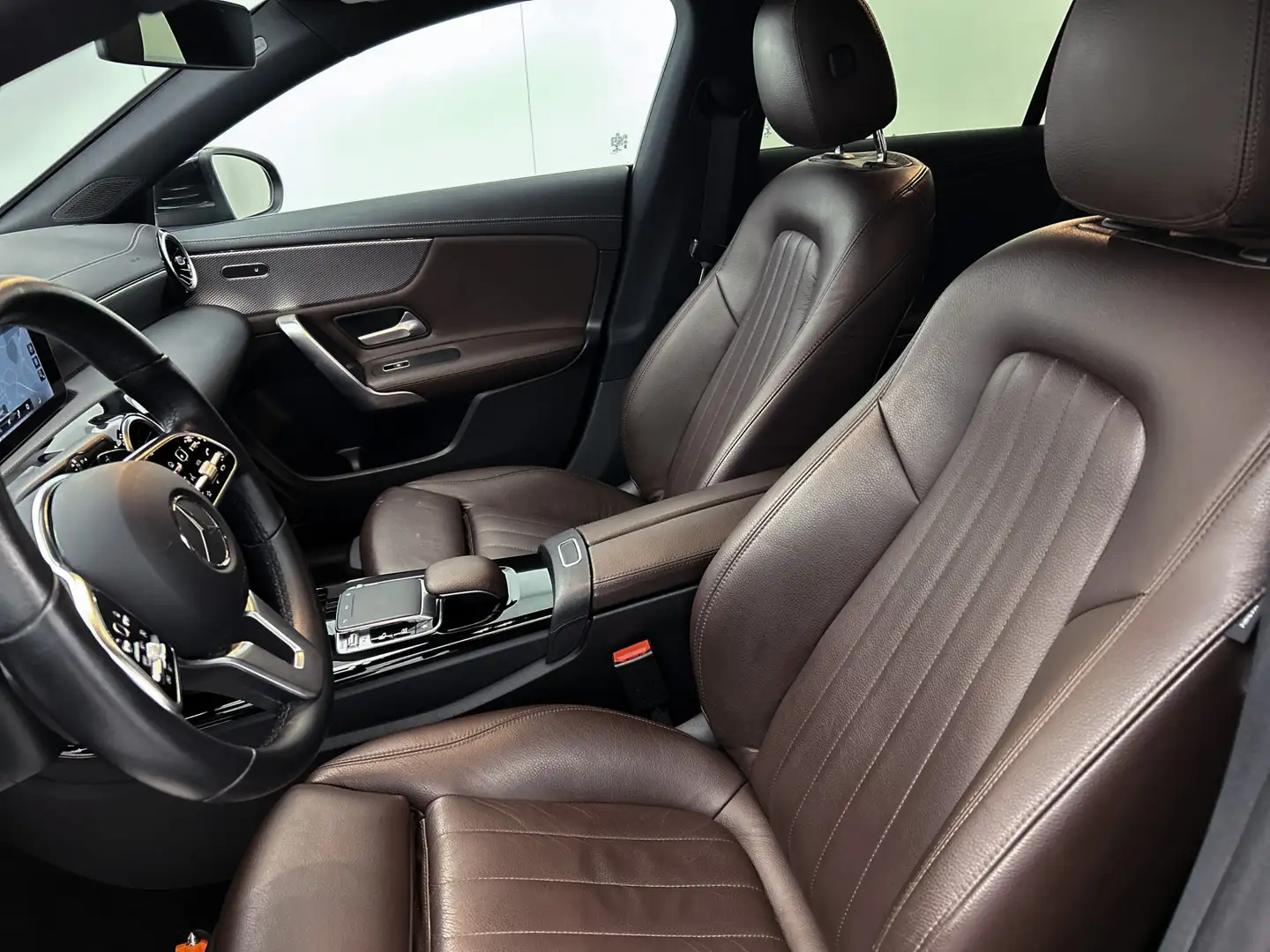 Mercedes-Benz CLA 220 Shooting Brake Advantage Leder Zwart - 2