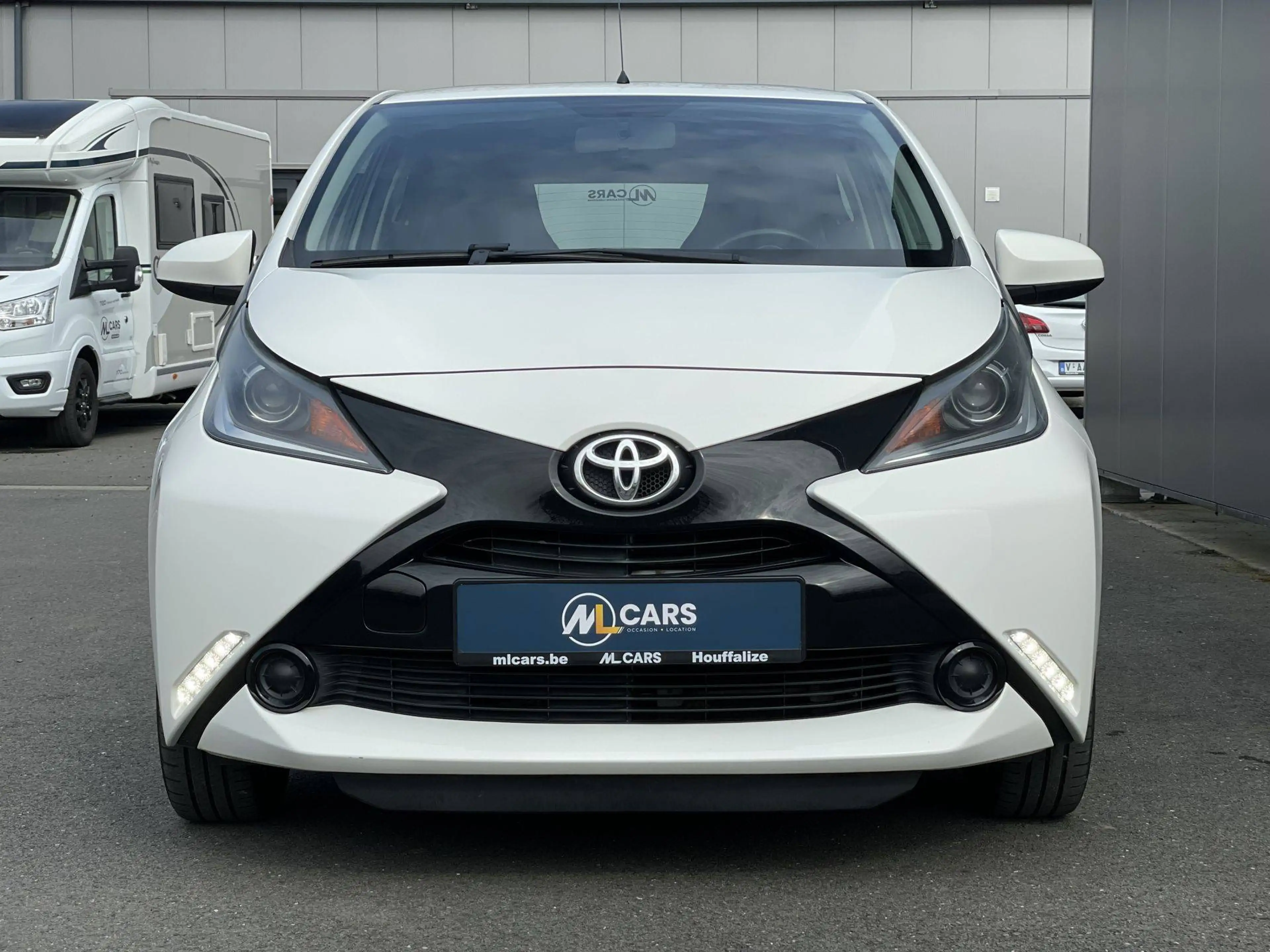 Toyota Aygo 1.0X-PLAY 5 PORTES — photo 8