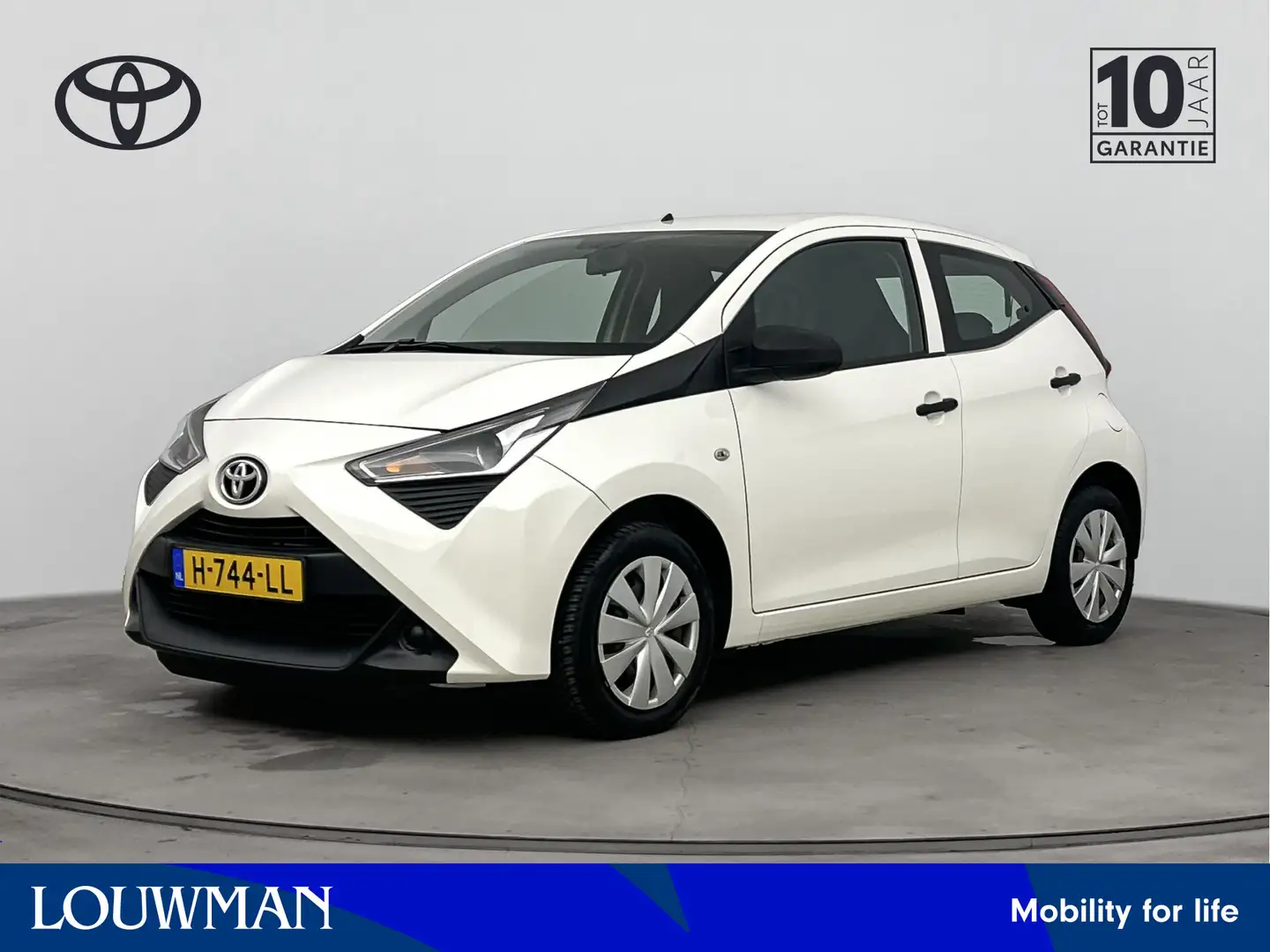 Toyota Aygo 1.0 VVT-i x-fun | Airco | Bluetooth |  CPV | Blanc - 1