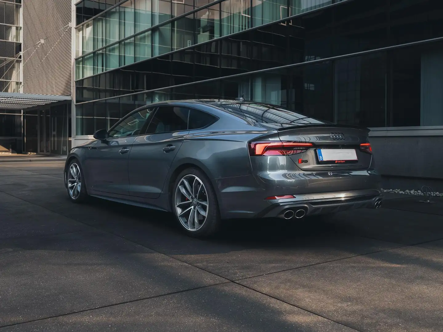 Audi S5 S5 Sportback 3.0 TFSI quattro tiptronic Grijs - 1