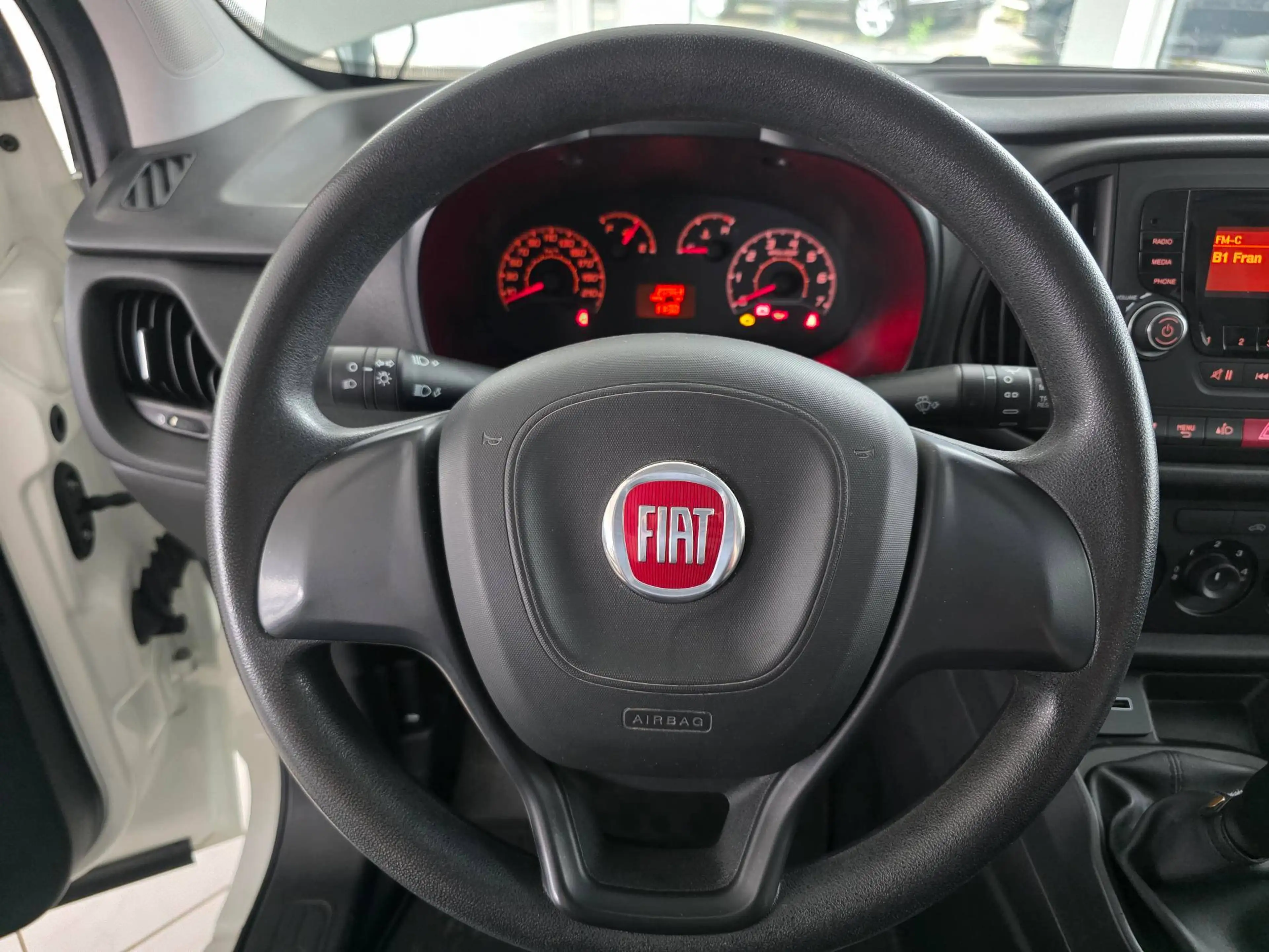 Fiat Doblo L1H1 — photo 11