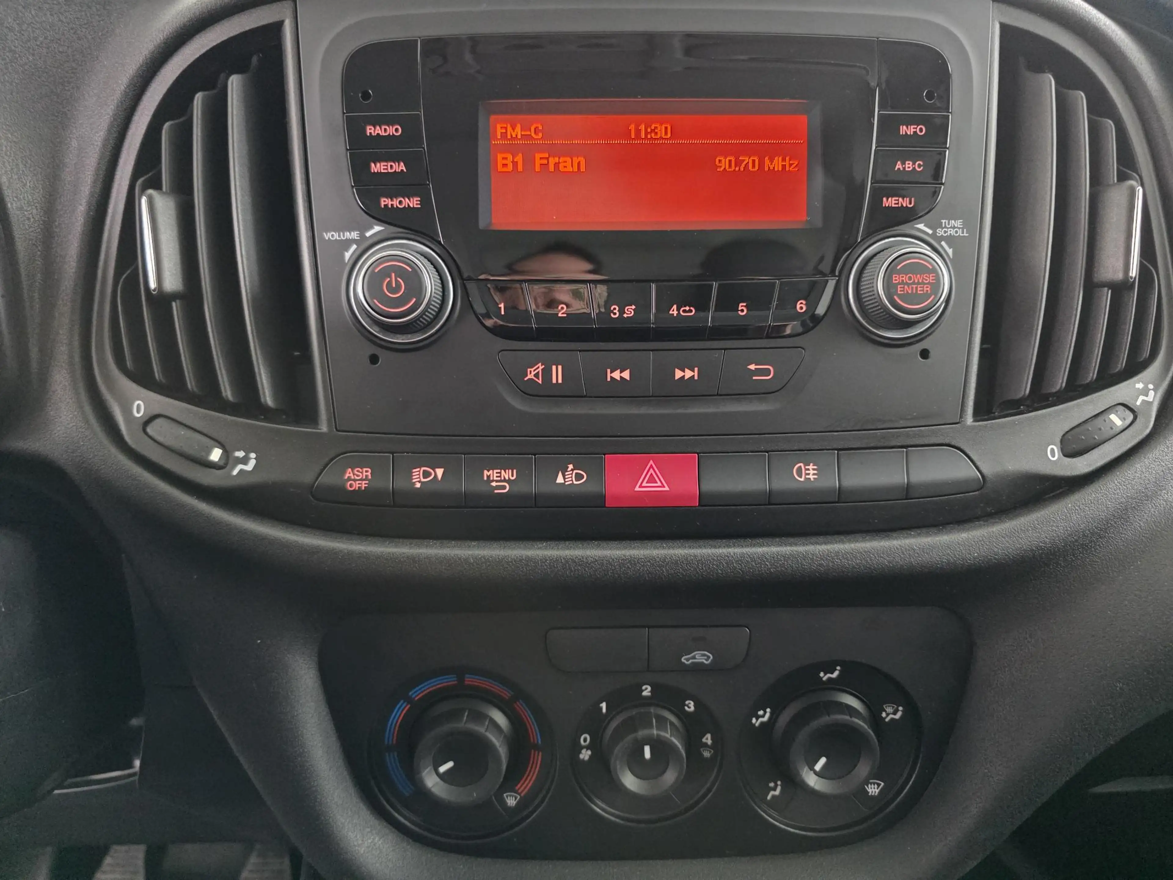 Fiat Doblo L1H1 — photo 10