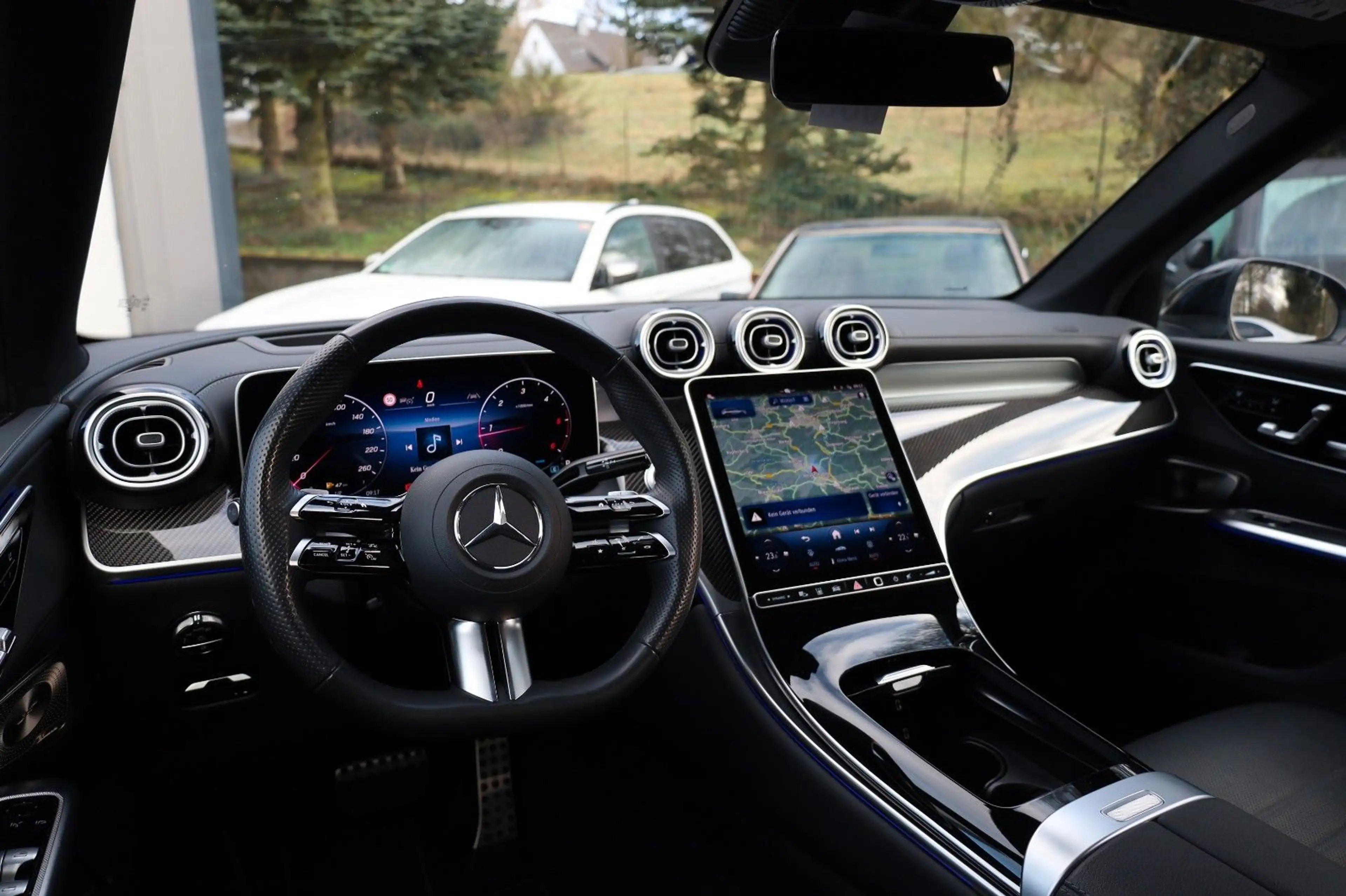 Mercedes-Benz GLC 450 d 4Matic/AMG Line/PANO/VOLL/ACC/BURMESTER — photo 8