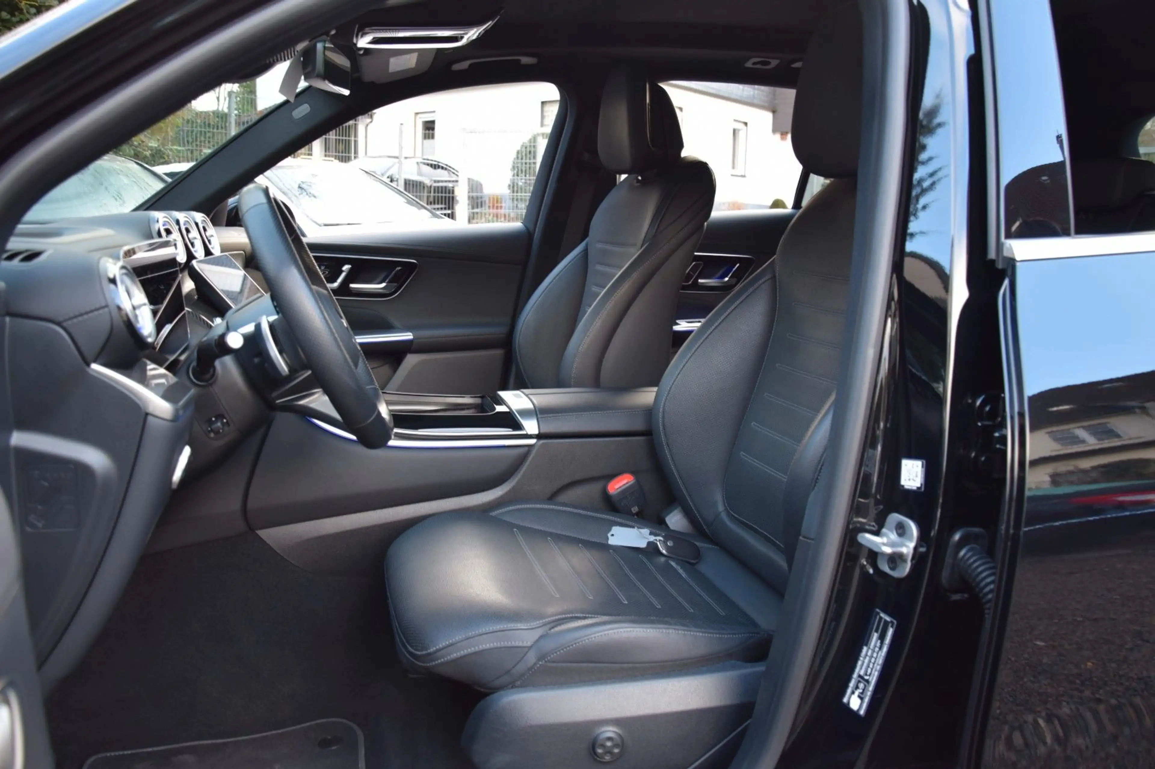 Mercedes-Benz GLC 450 d 4Matic/AMG Line/PANO/VOLL/ACC/BURMESTER — photo 9